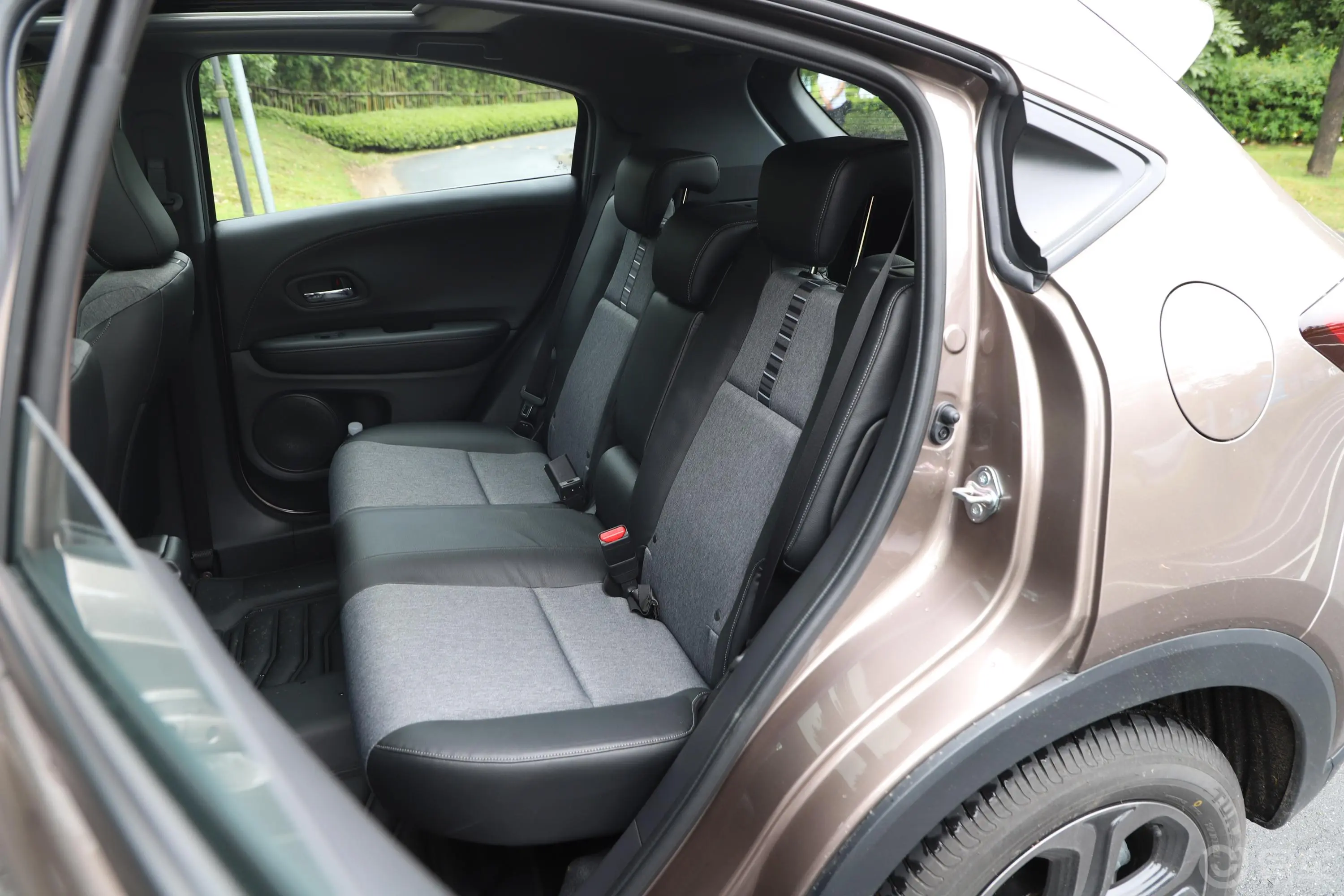 本田XR-V220TURBO CVT 舒适版 国VI后排座椅