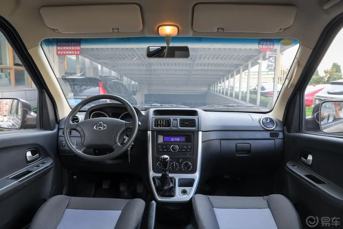 睿行M701.5L 手动 舒适型 平顶背掀门 CNG 6座 国V副驾驶员车门