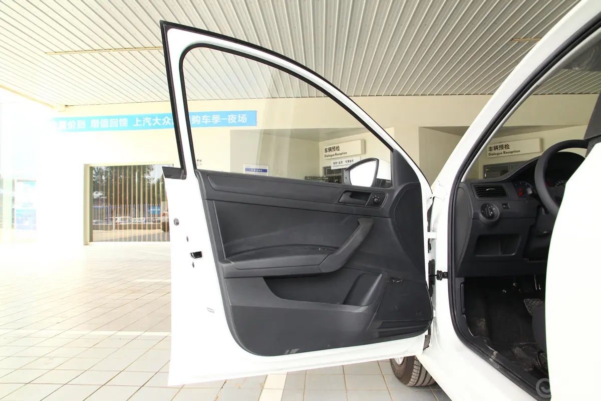 桑塔纳1.5L 自动 风尚版 国VI驾驶员侧前车门
