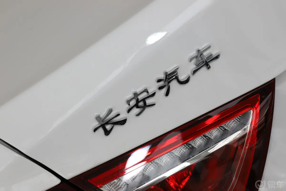 逸动DT1.6L 手动 优享型 国V外观