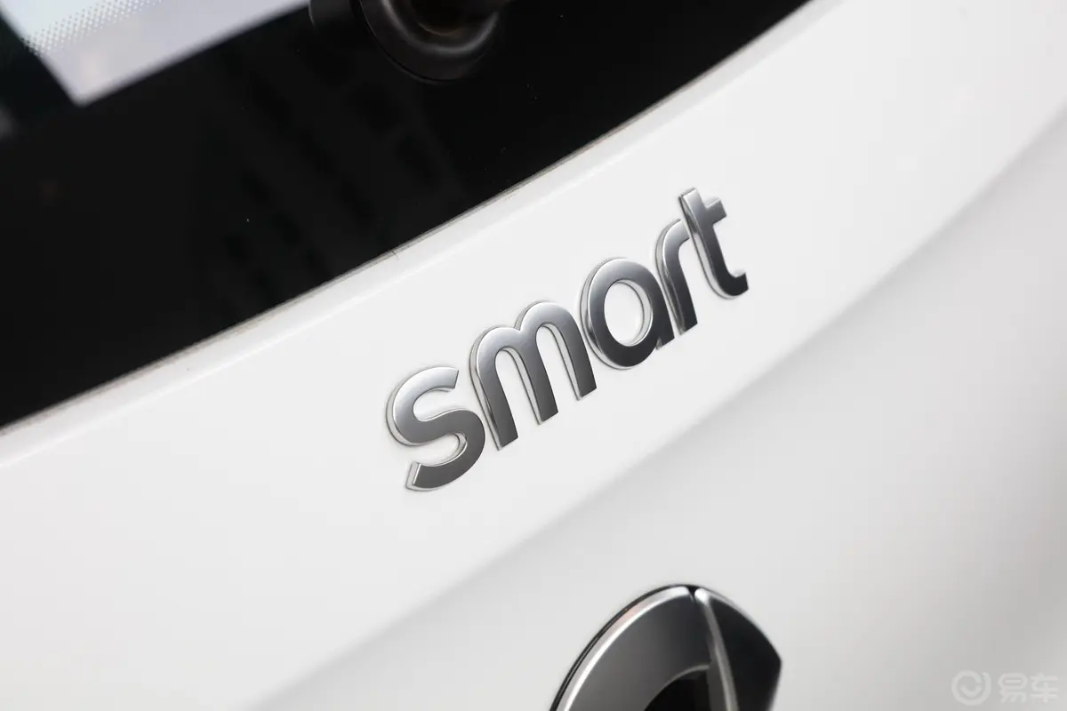 smart forfour1.0L 52千瓦激情版外观