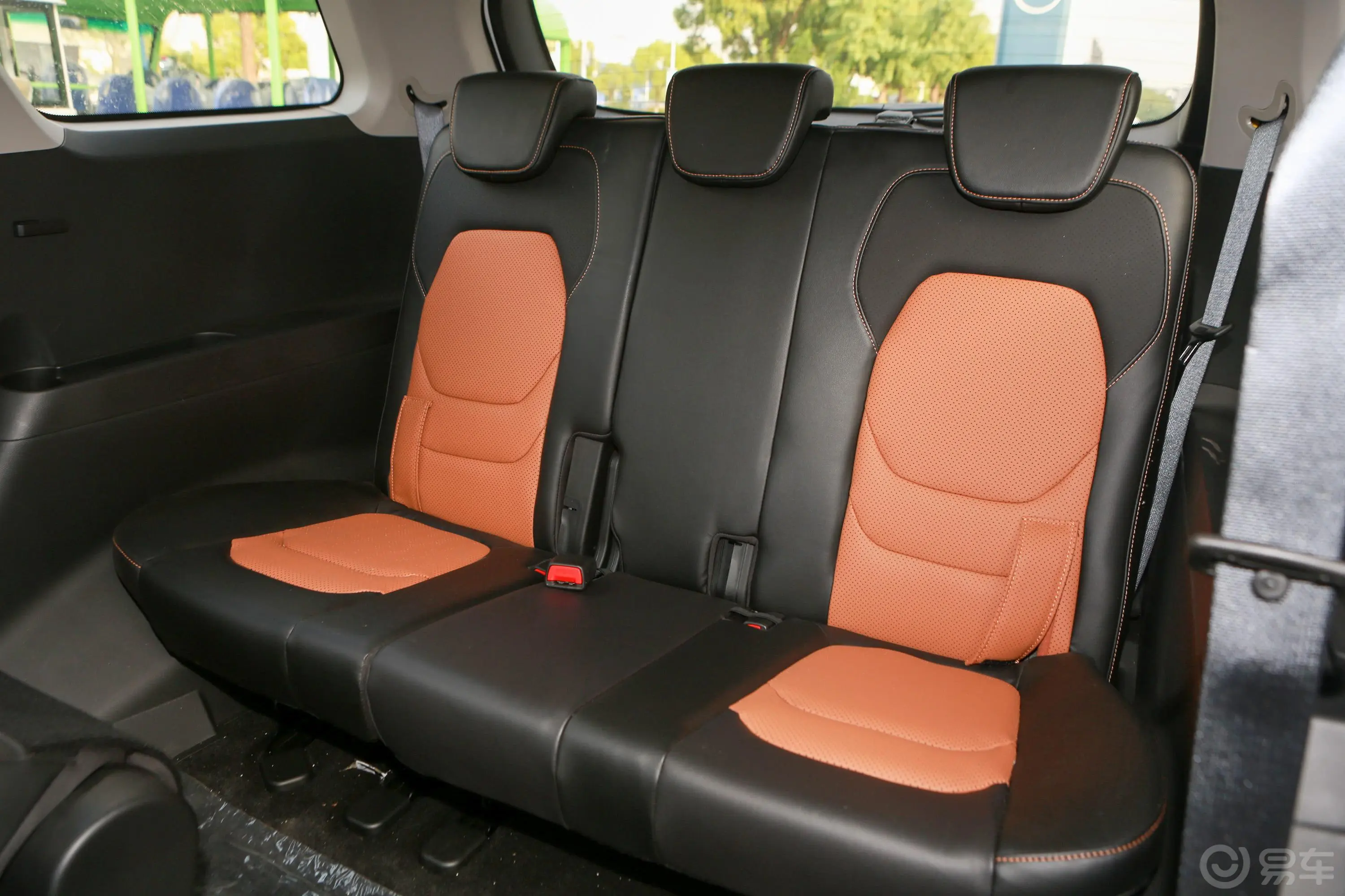 五菱宏光S3自动离合版 1.5L 手动 豪华型 国V第三排座椅