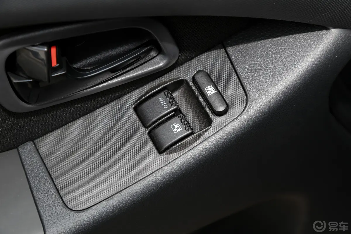 欧诺S欧诺S 1.5L 手动 经济版 国V车窗调节整体