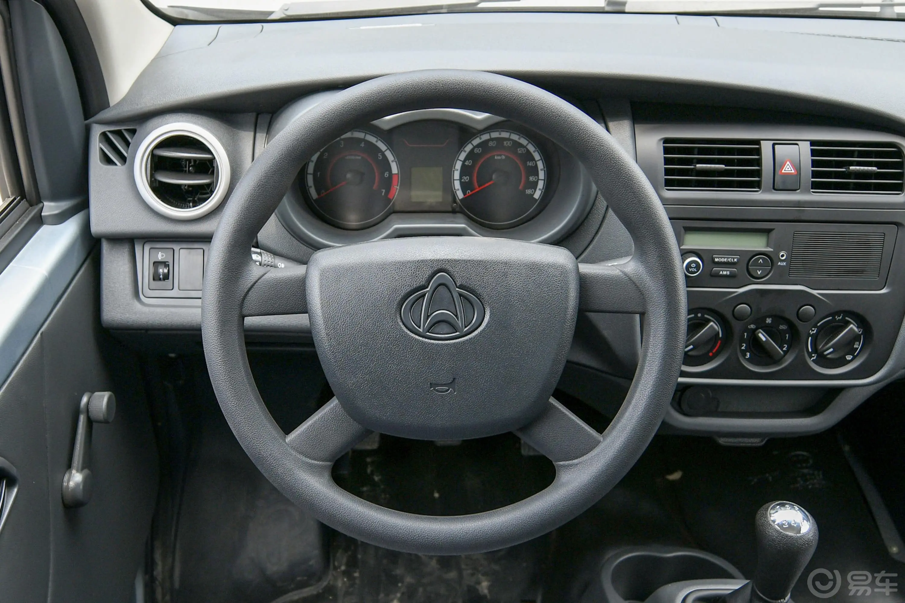 长安星卡1.5L 单排 货车基本版方向盘