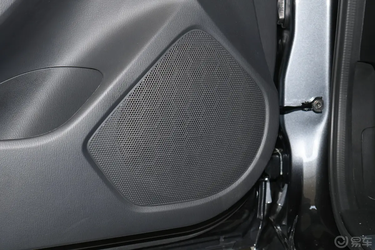 马自达3 昂克赛拉云控版 两厢 2.0L 手自一体 豪华型 国VI音响和品牌