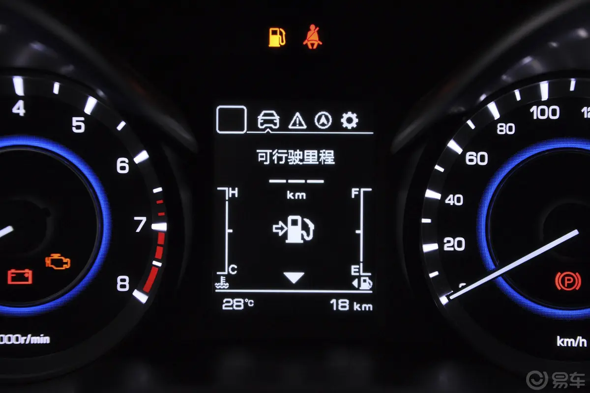 逸动XT1.6L GDI 手动 锐潮型 国VI内饰