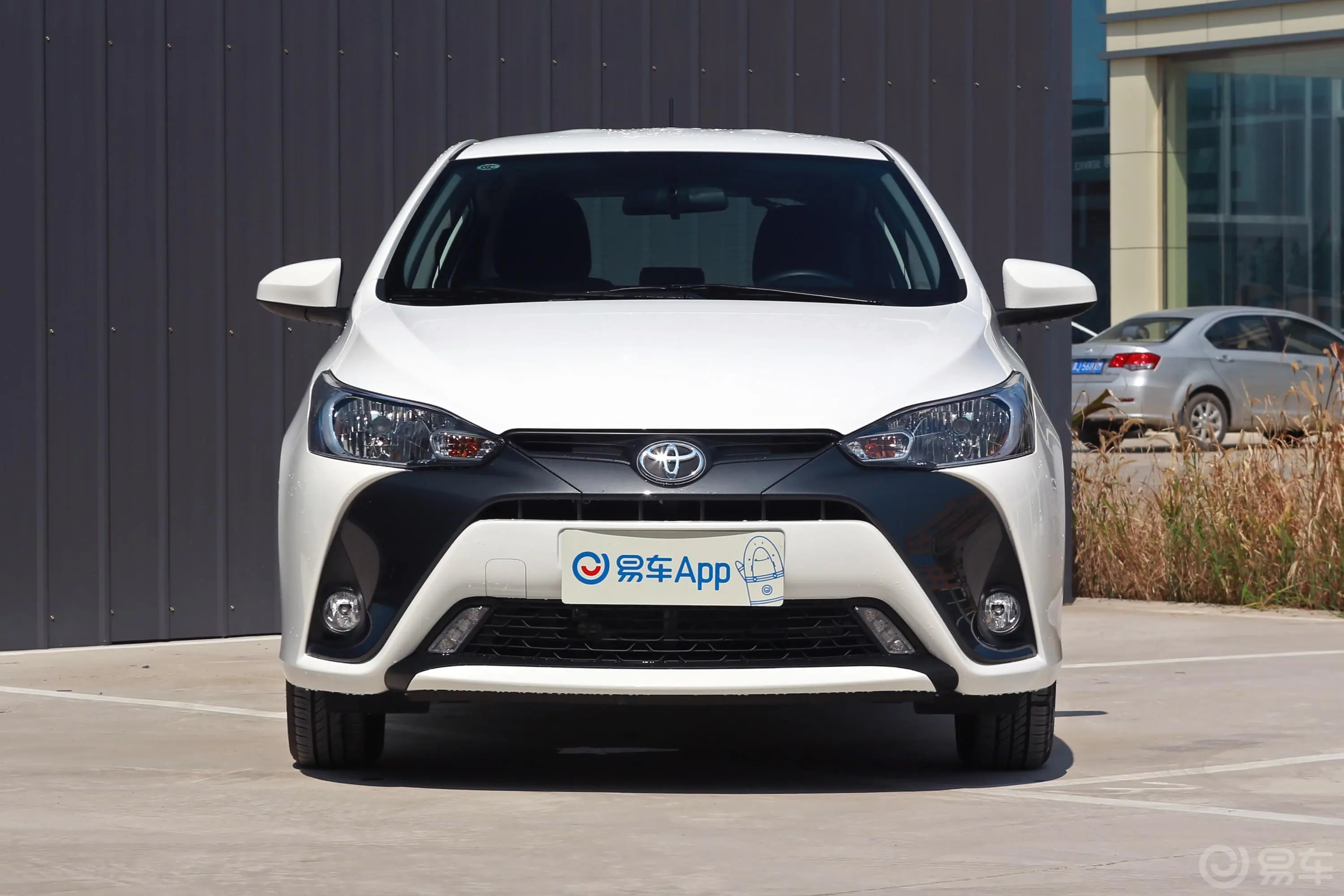 YARiS L 致炫1.5G CVT 炫动版 国Ⅵ正前水平