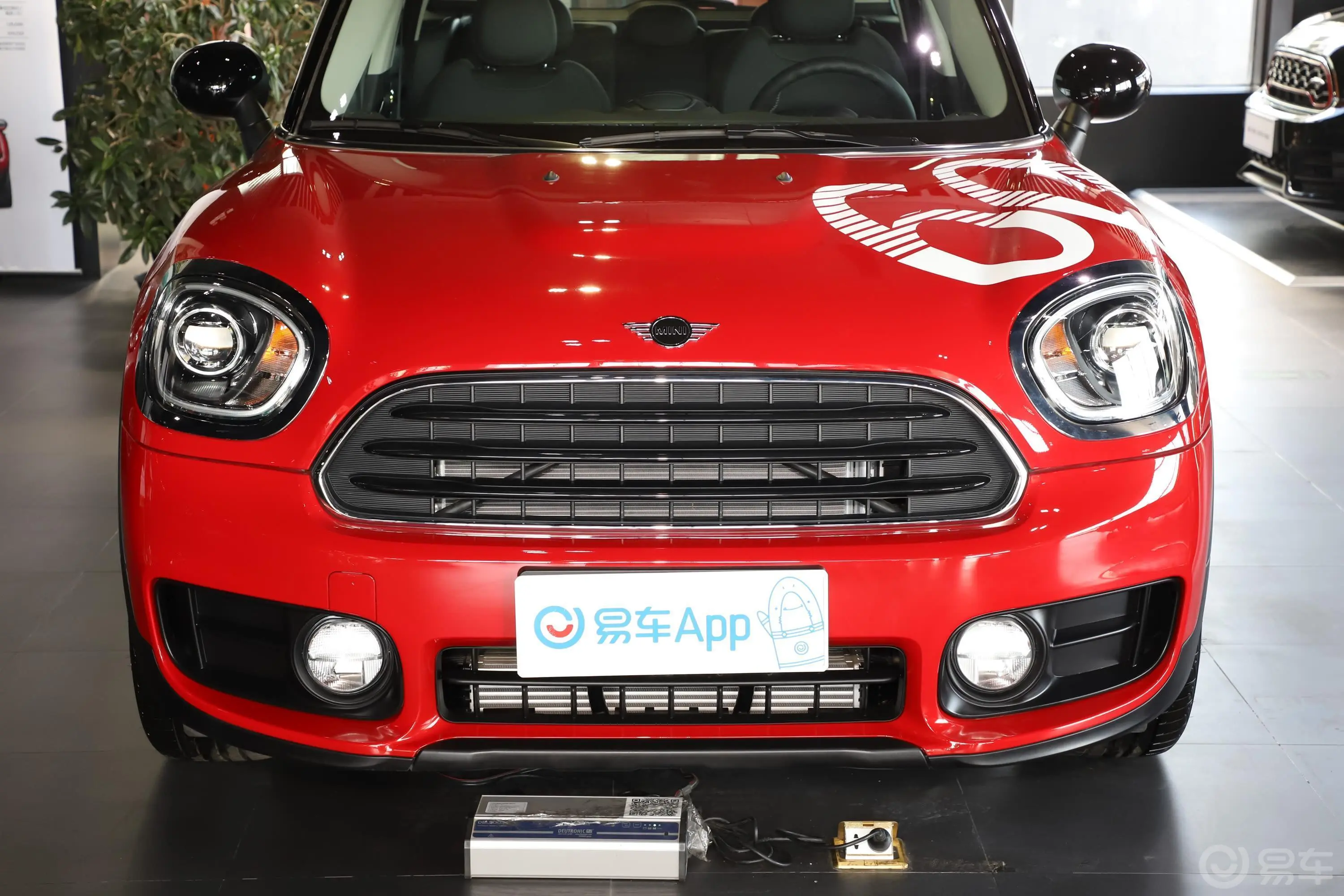 MINI COUNTRYMAN1.5T COOPER ALL4 艺术家外观