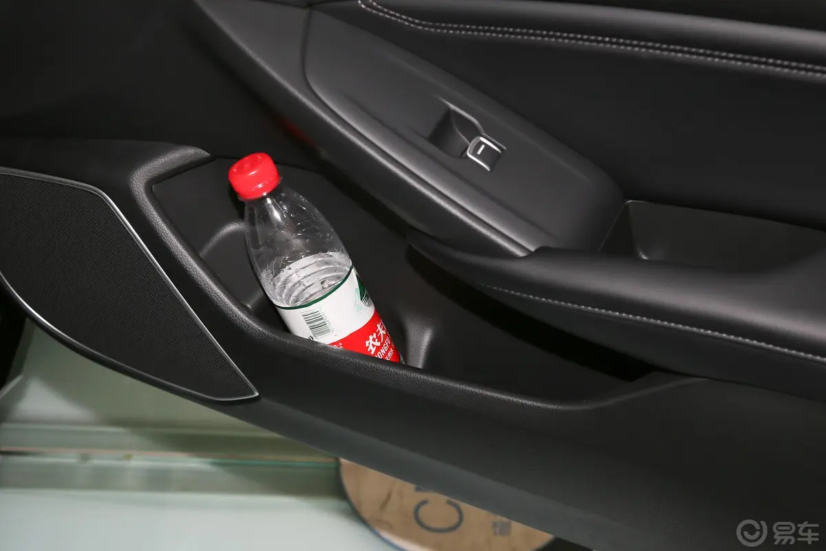 雅阁混动 2.0L E-CVT 锐酷版 国VI内饰