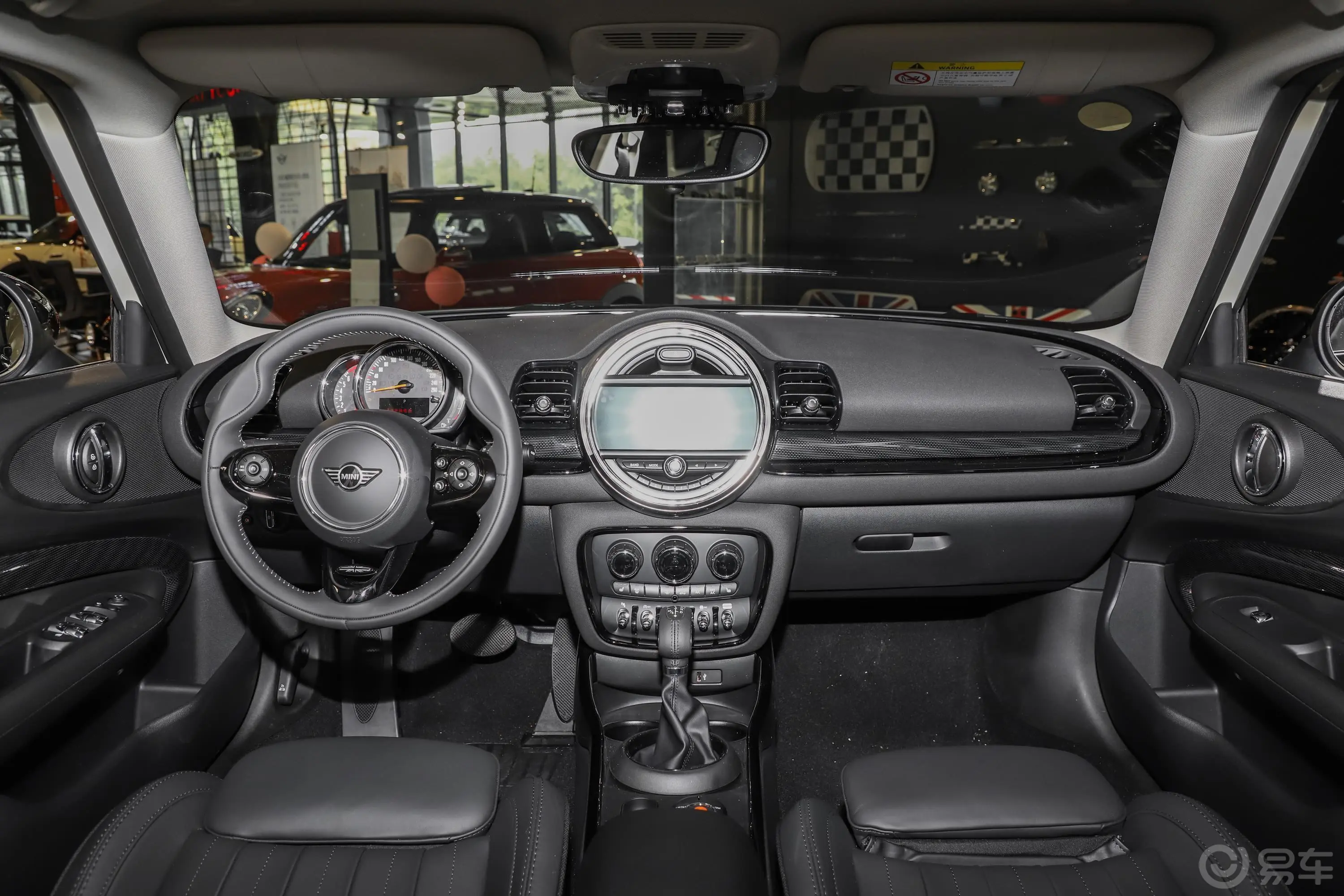 MINI CLUBMAN2.0T COOPER S内饰全景正拍