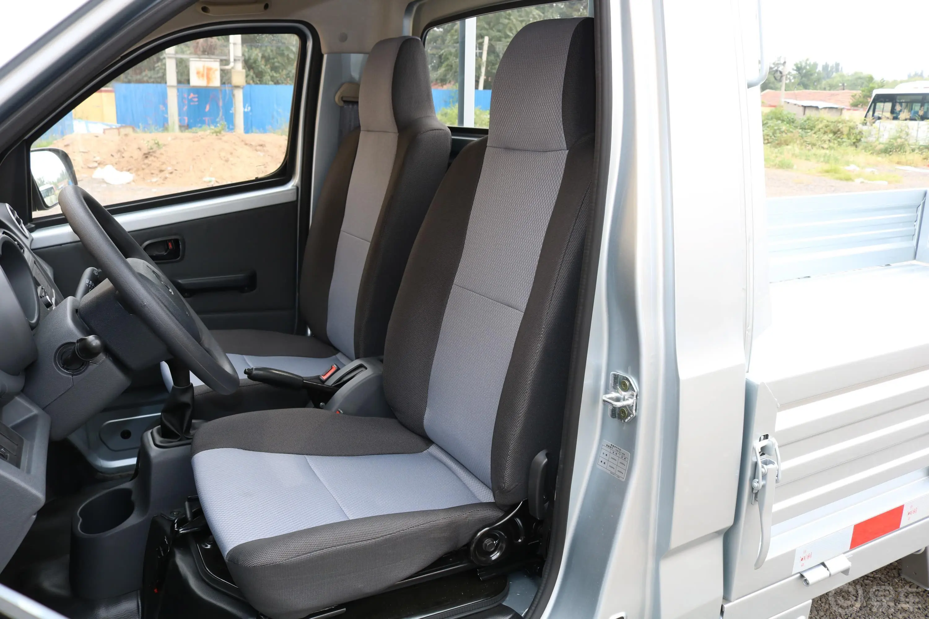 长安星卡1.5L 单排 仓栅车标准版驾驶员座椅