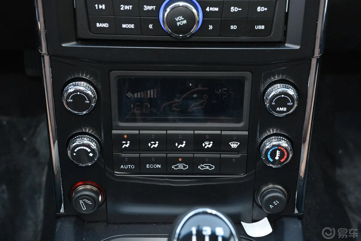 骐铃T5PLUS 2.2L 两驱 舒适版 标准轴距空调