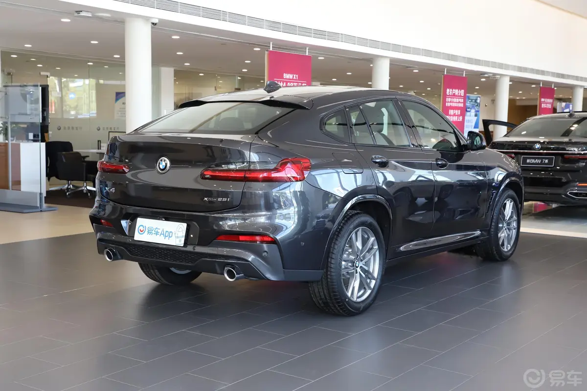 宝马X4xDrive25i M运动套装外观