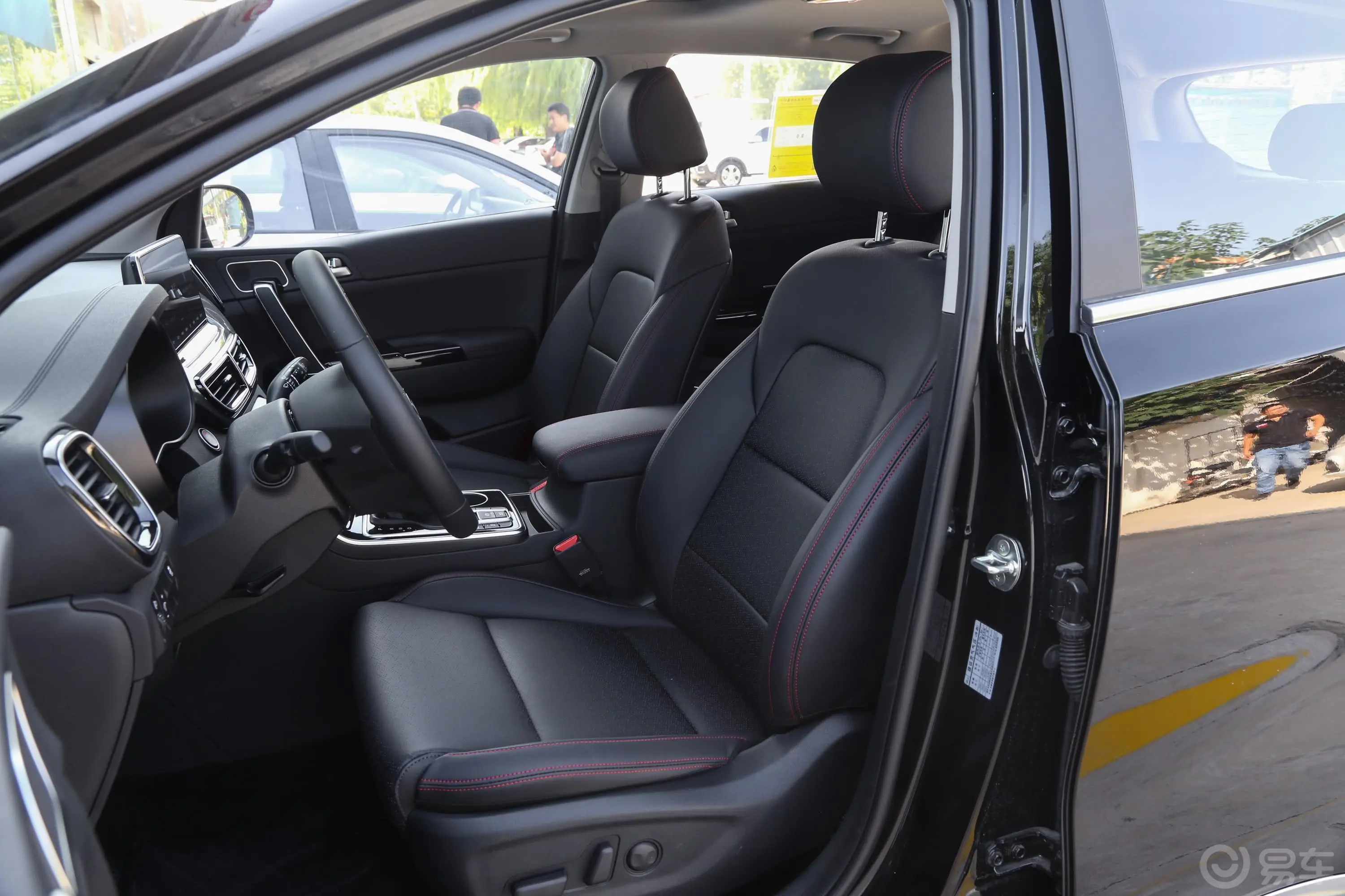 起亚KX52.0L 手自一体 两驱 舒适版驾驶员座椅