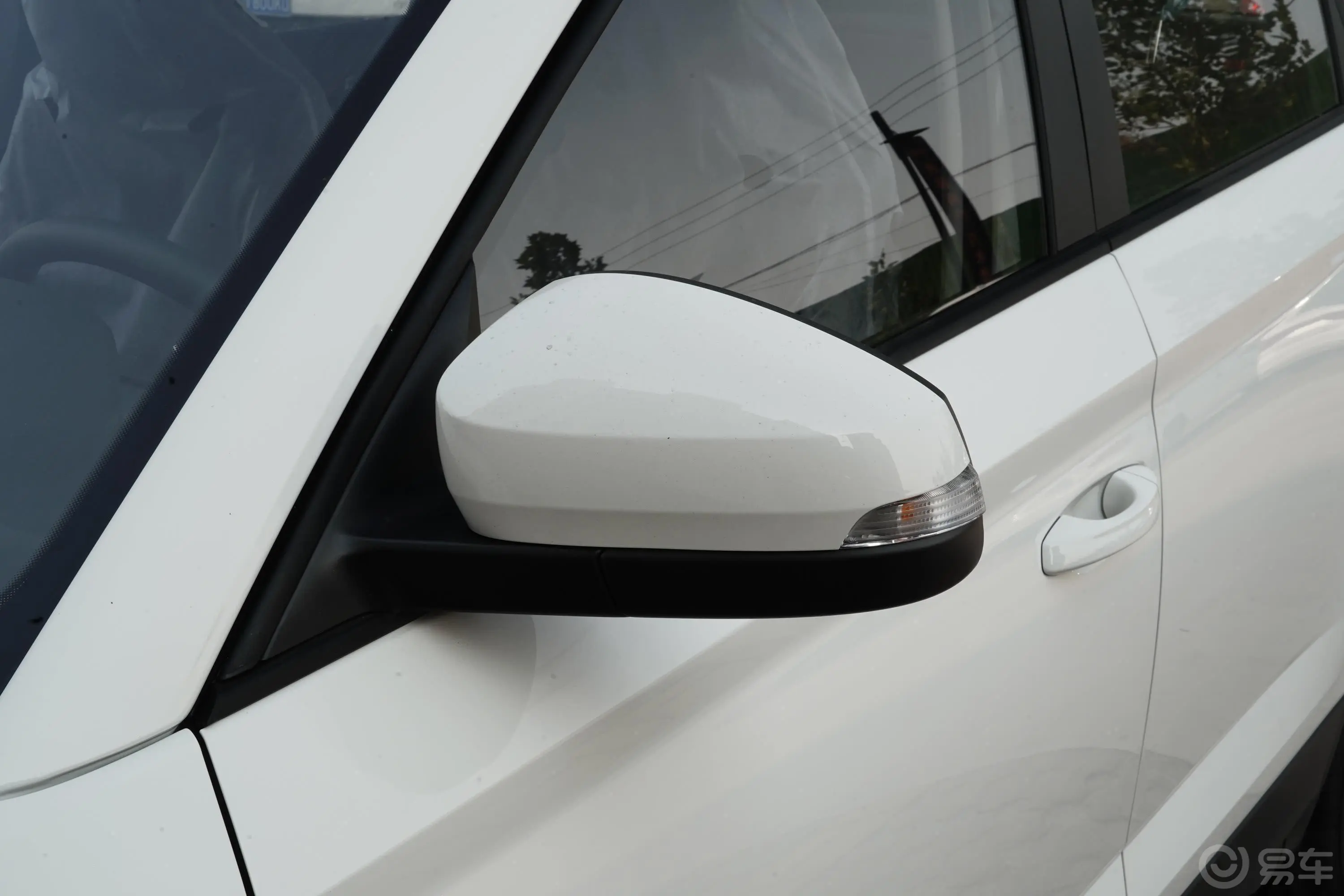 柯米克1.5L 手动 标准版 国VI主驾驶后视镜背面
