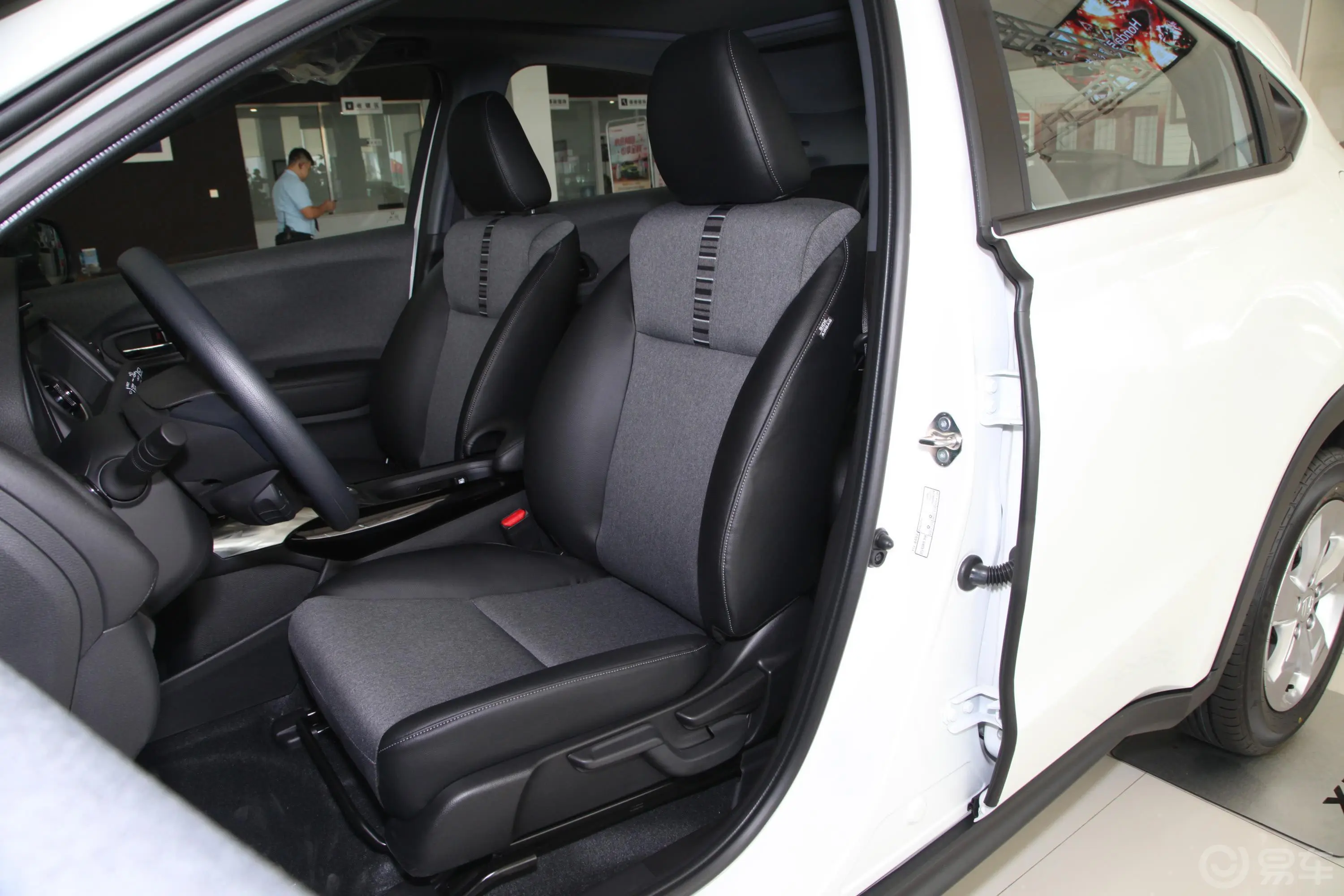 本田XR-V1.5L CVT 舒适版 国VI驾驶员座椅