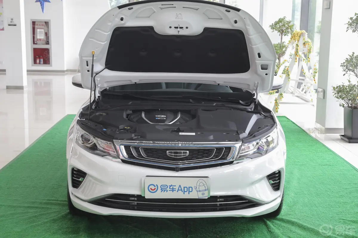 帝豪GL PHEV1.5TD 双离合 智悦型发动机舱整体