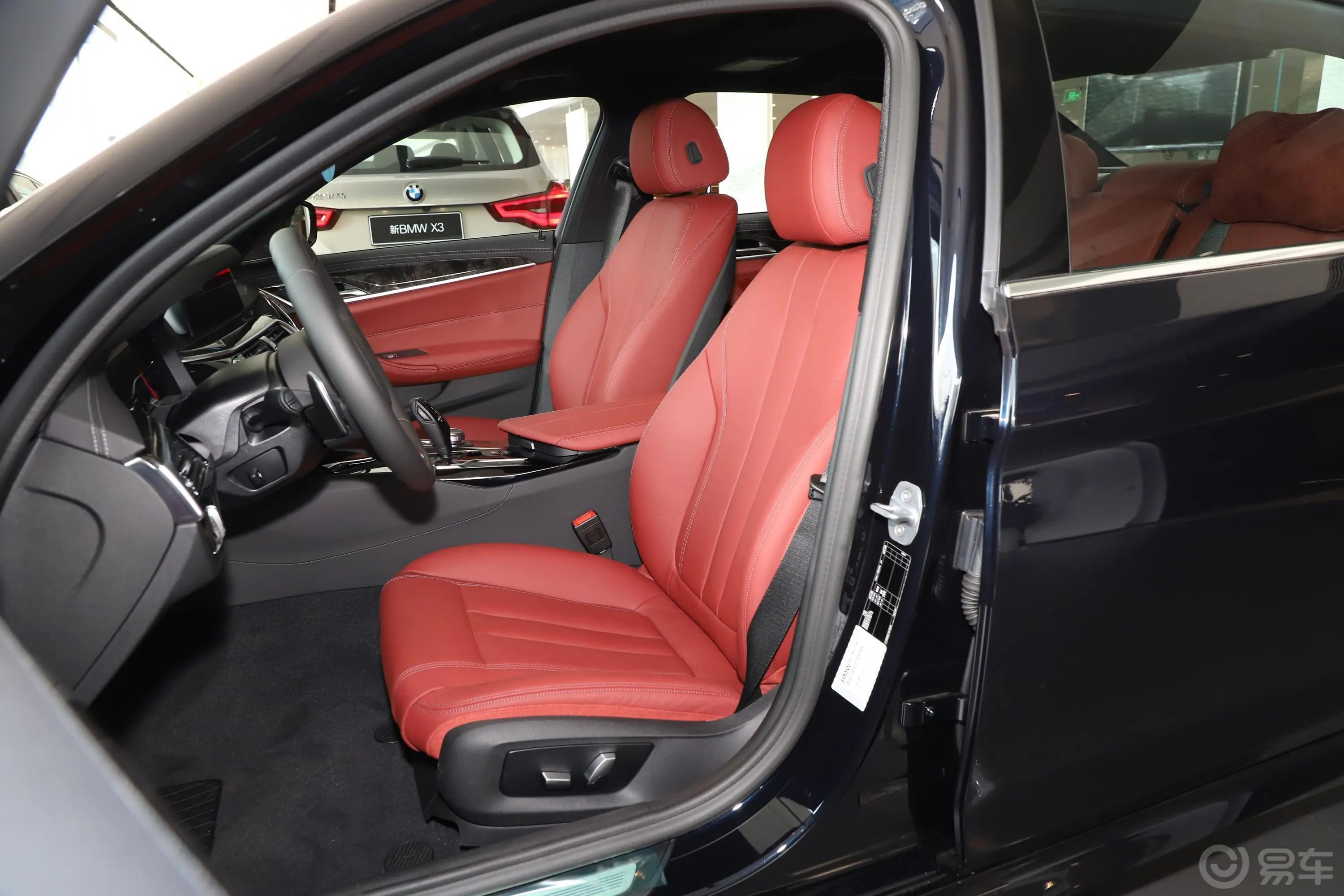 宝马5系530Li 尊享型 M运动套装驾驶员座椅