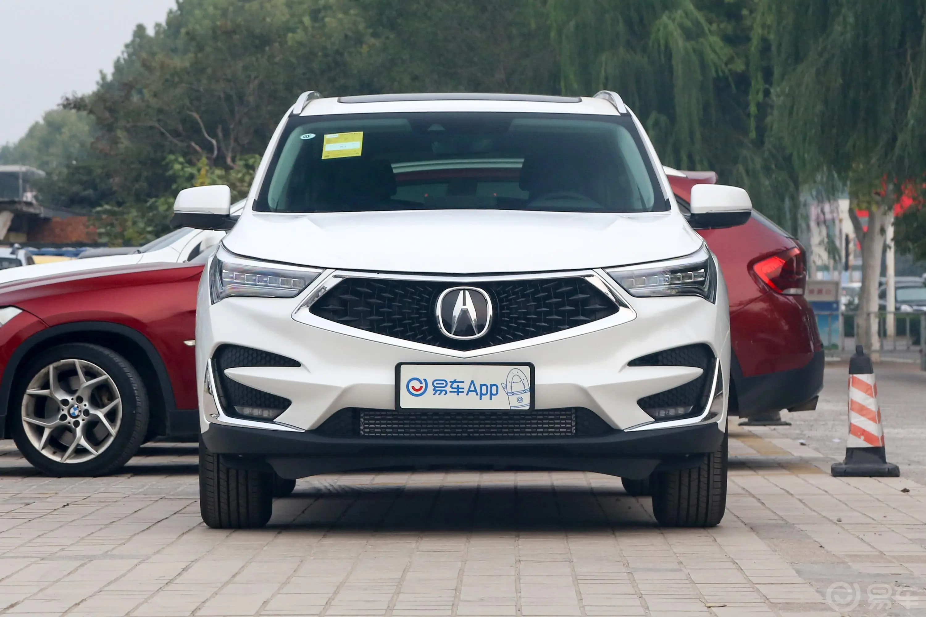 讴歌RDX2.0T 手自一体 两驱 悦享版 国VI正前水平