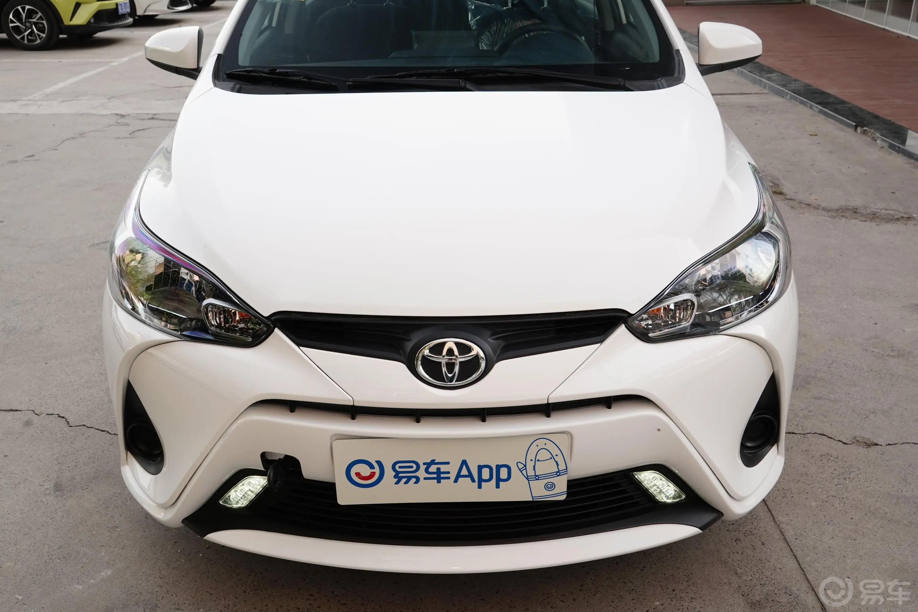 YARiS L 致享1.5L CVT 领先版外观