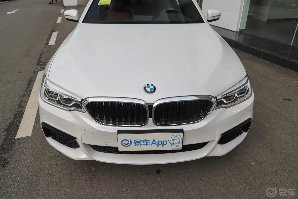 宝马5系530Li xDrive M运动套装外观