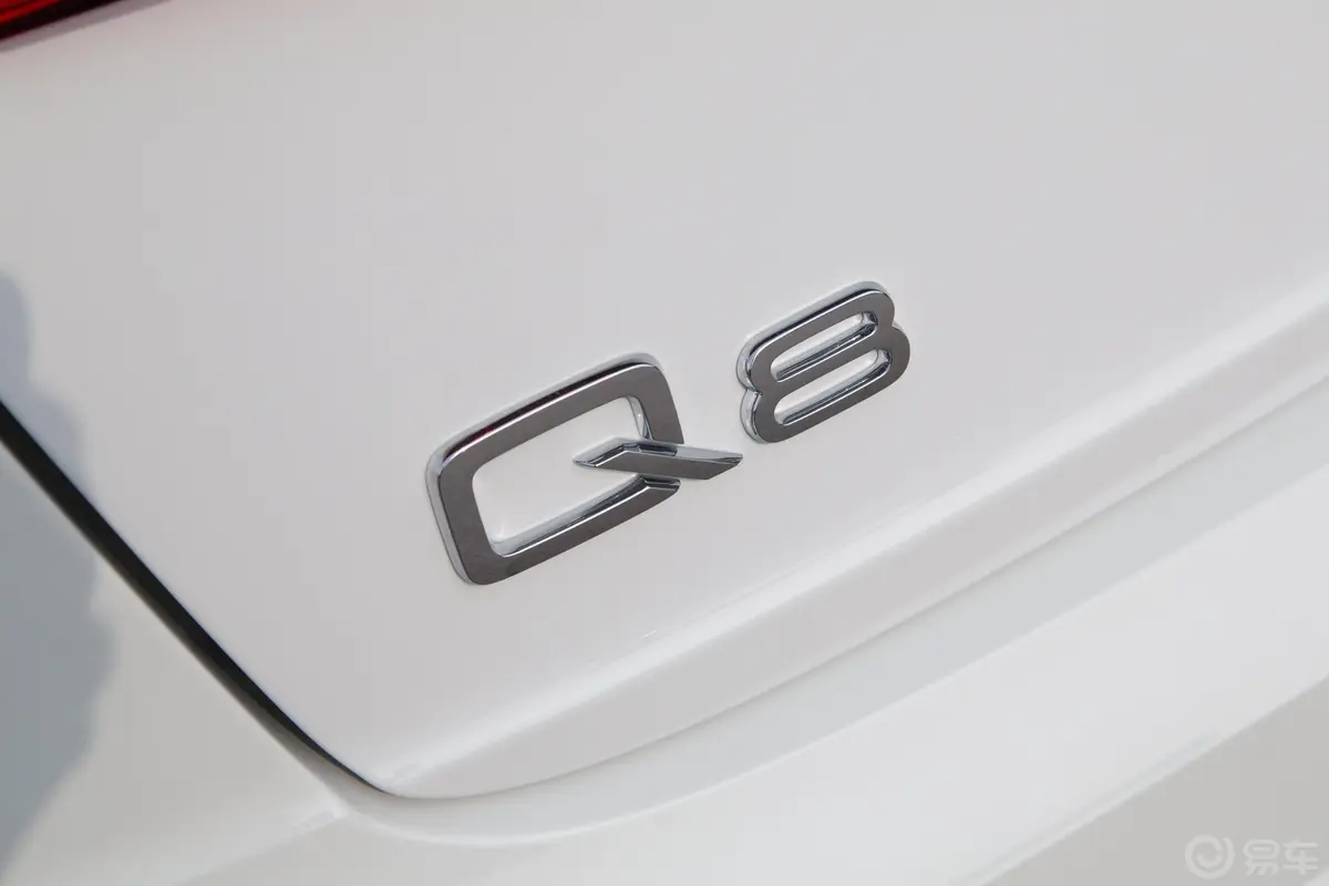 奥迪Q855 TFSI quattro 豪华动感型外观