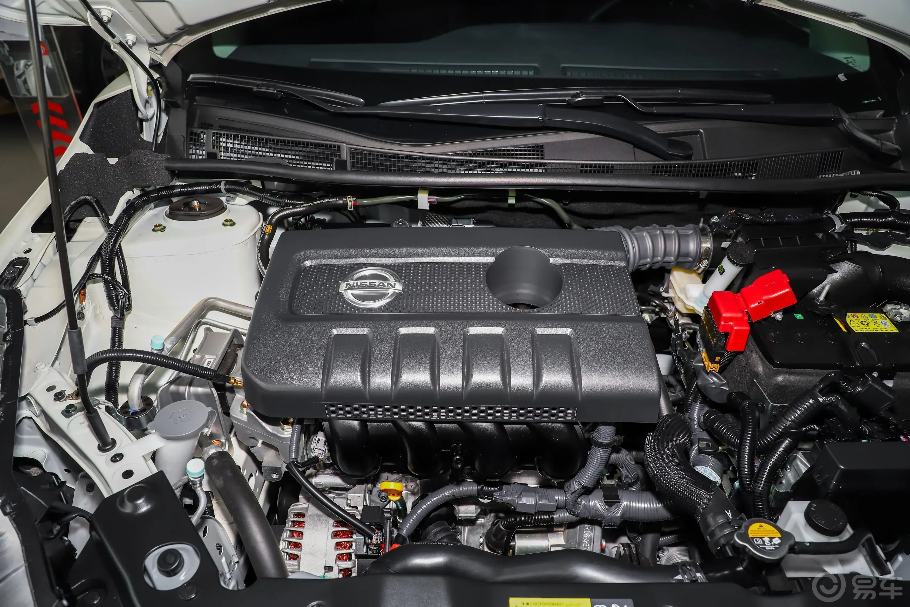 蓝鸟1.6L CVT 智联智酷版外观