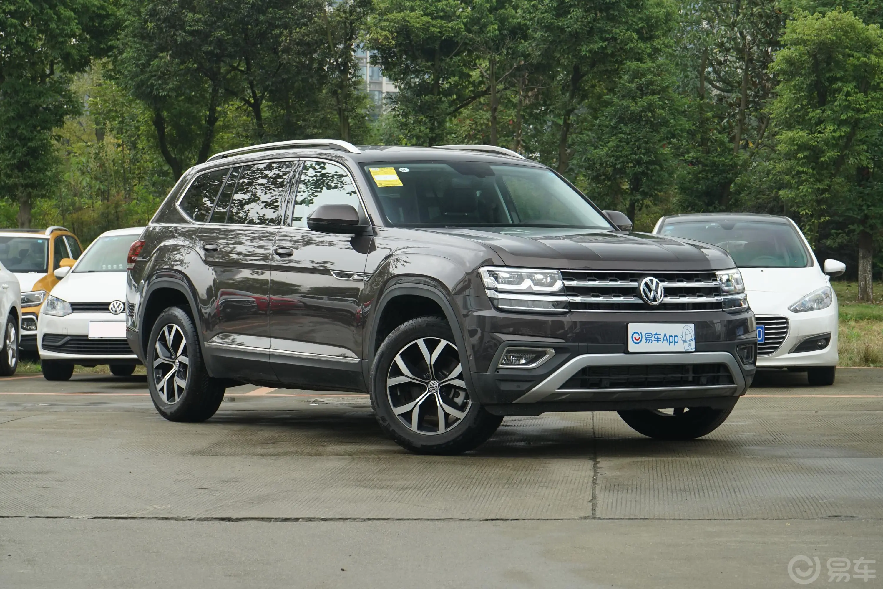 途昂330TSI 两驱 豪华版外观