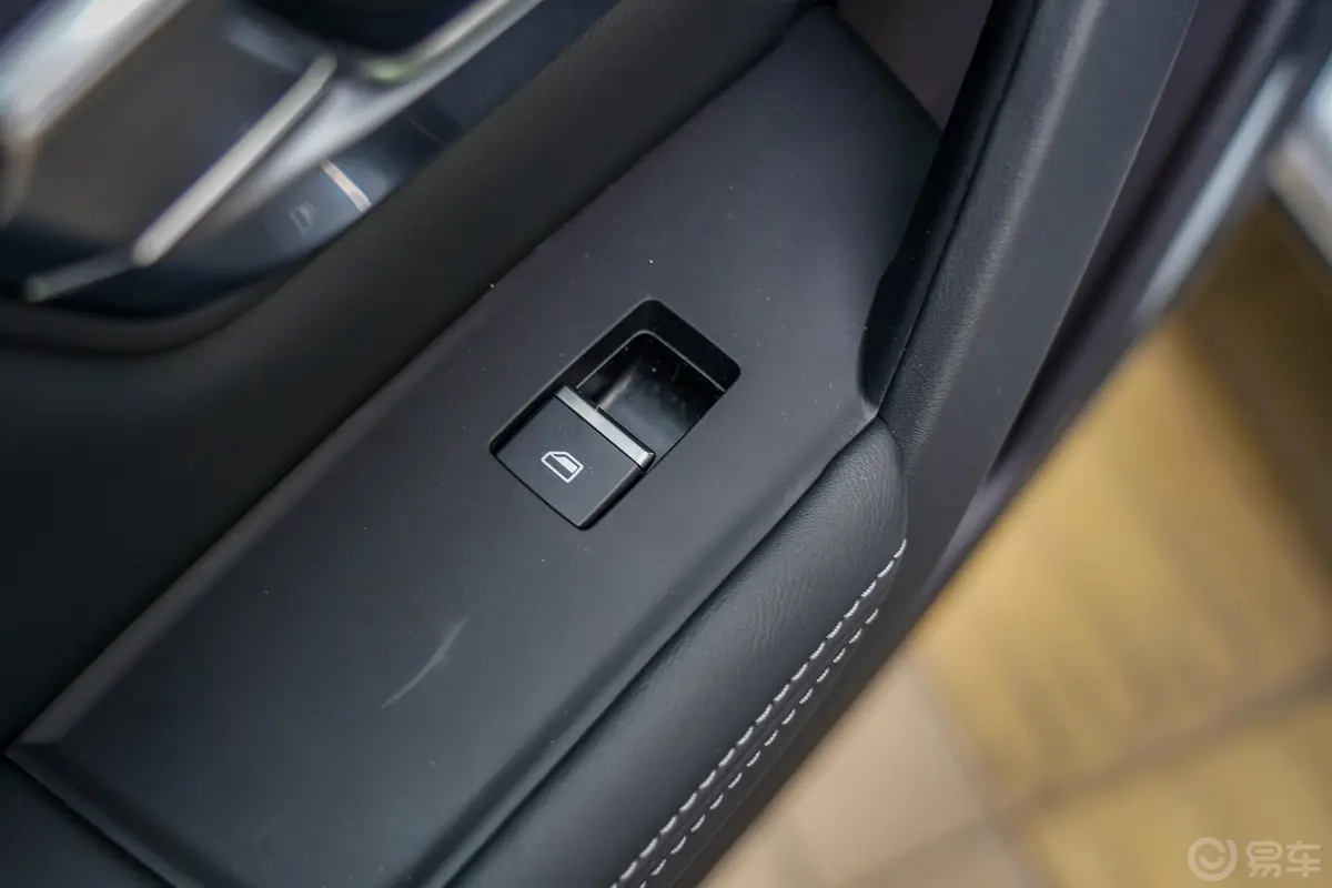 宋Pro新能源EV 高功率版豪华型后车窗调节