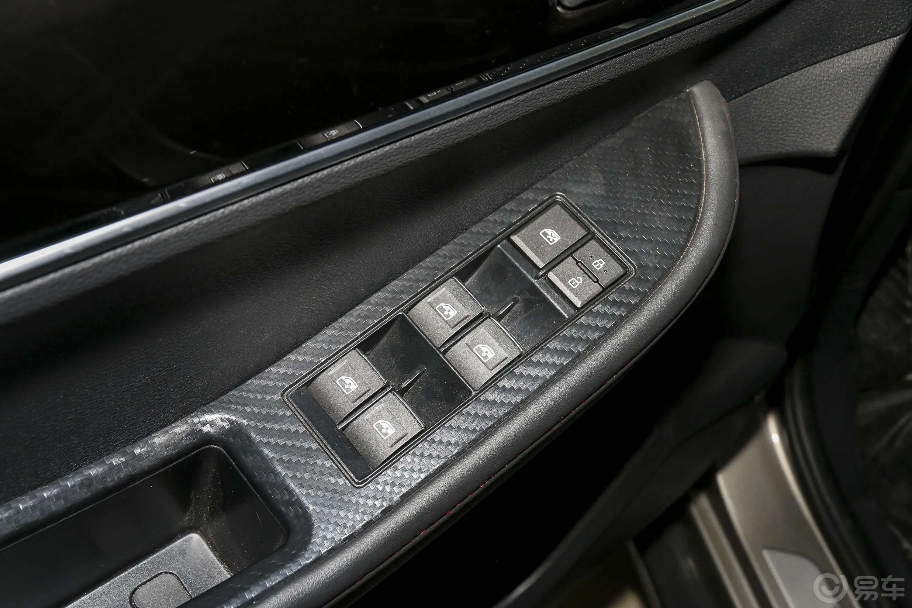 风行SX6改款 1.5T 手动 豪华版 国V车窗调节整体