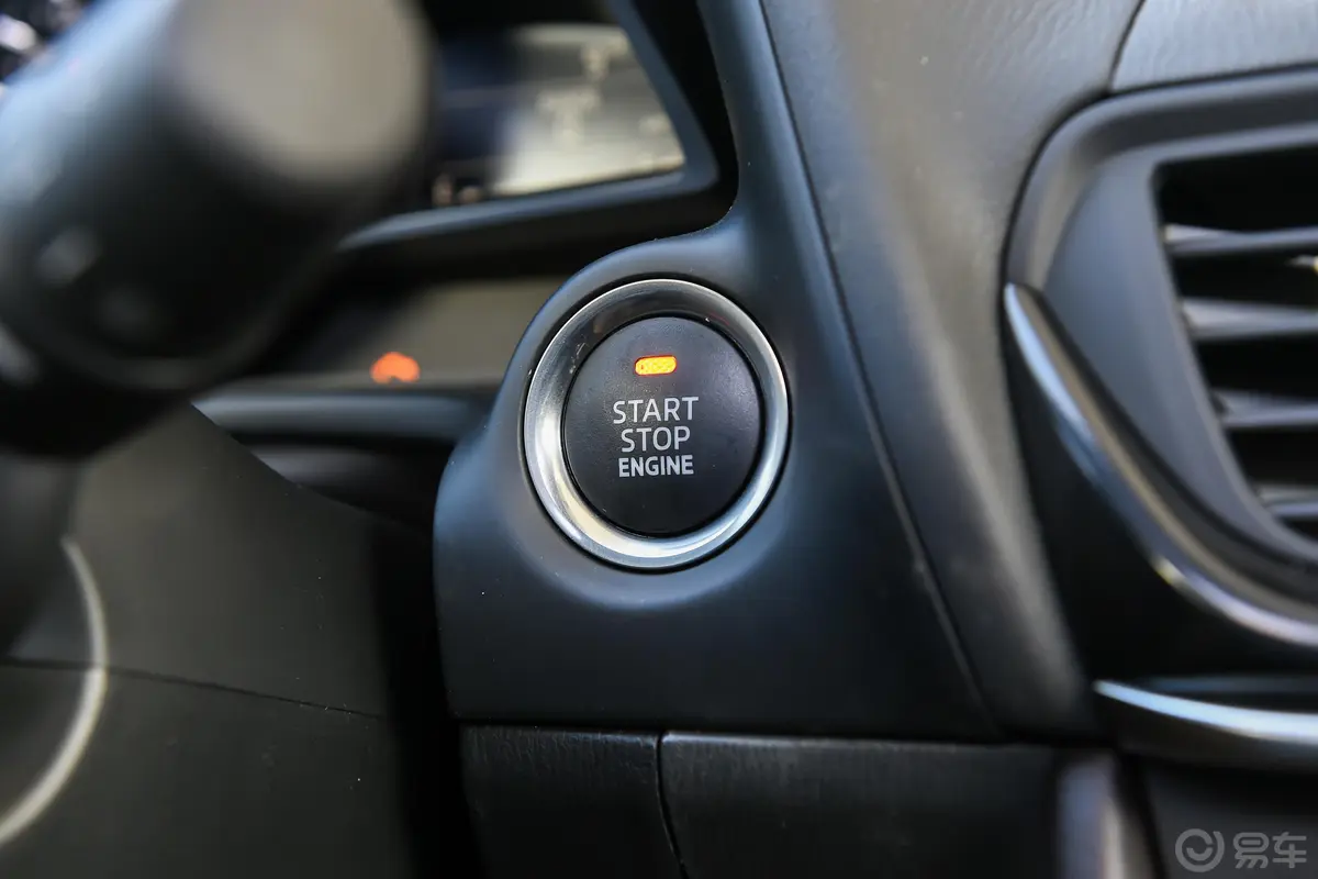 马自达CX-42.5L 手自一体 四驱 蓝天激情版钥匙孔或一键启动按键