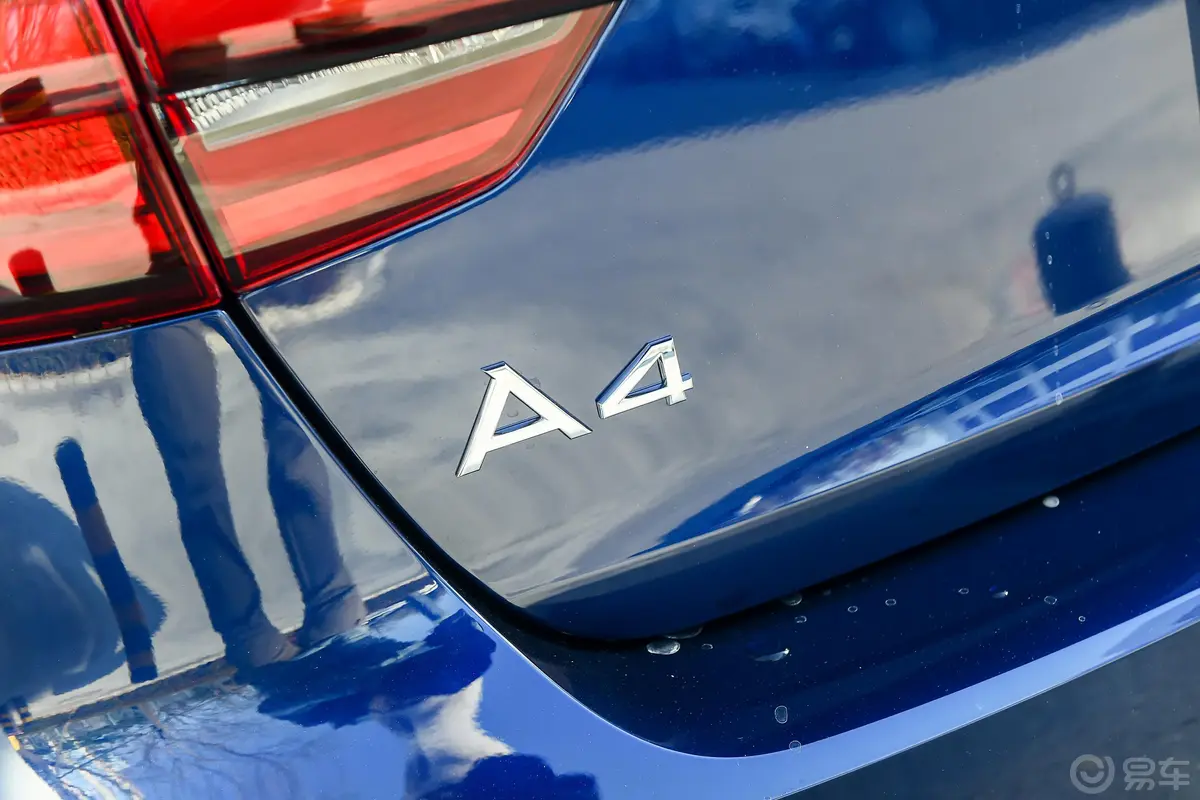 奥迪A4(进口)Avant 先锋派 40TFSI 豪华动感型外观