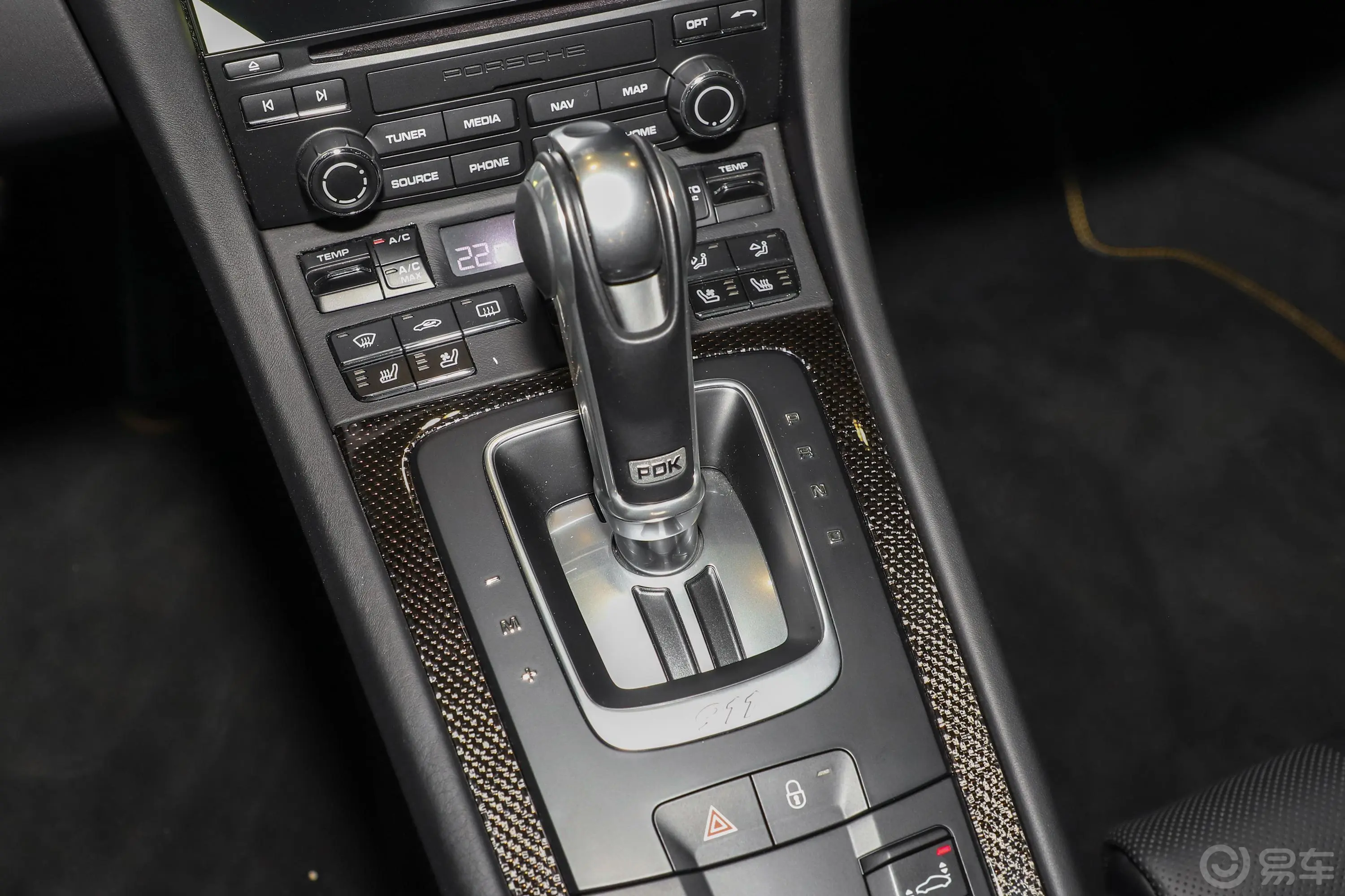 保时捷911Turbo S 3.8T换挡杆