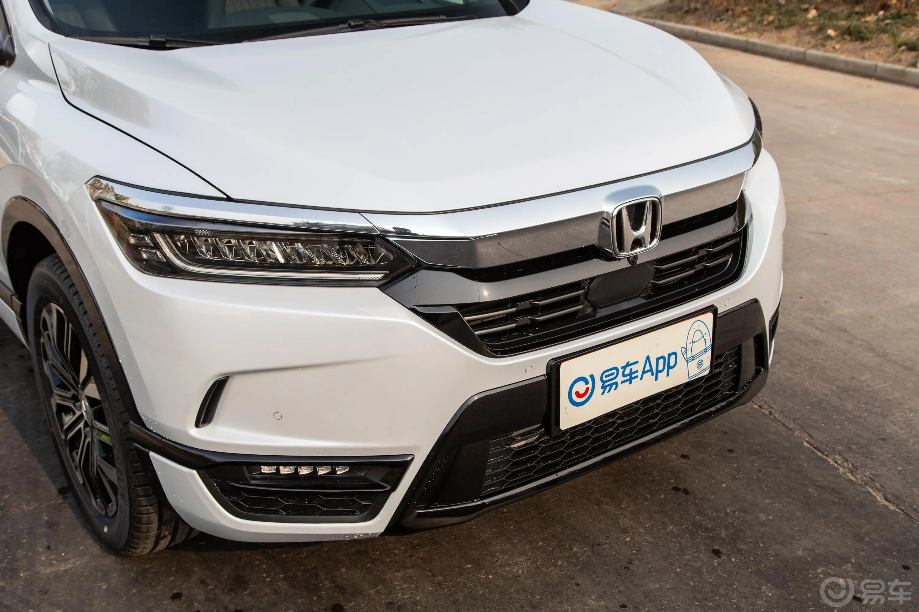 皓影240TURBO CVT 四驱 尊享版外观