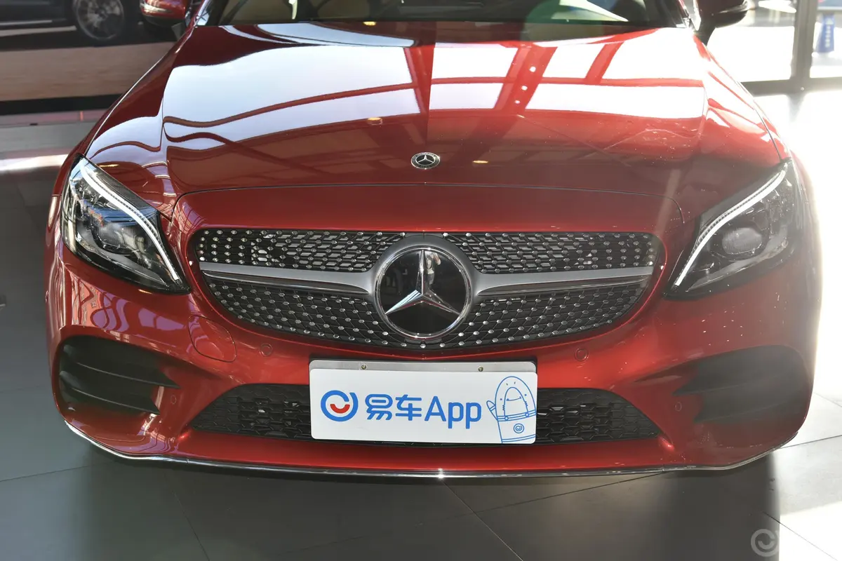 奔驰C级(进口)C 260 4MATIC 轿跑车外观