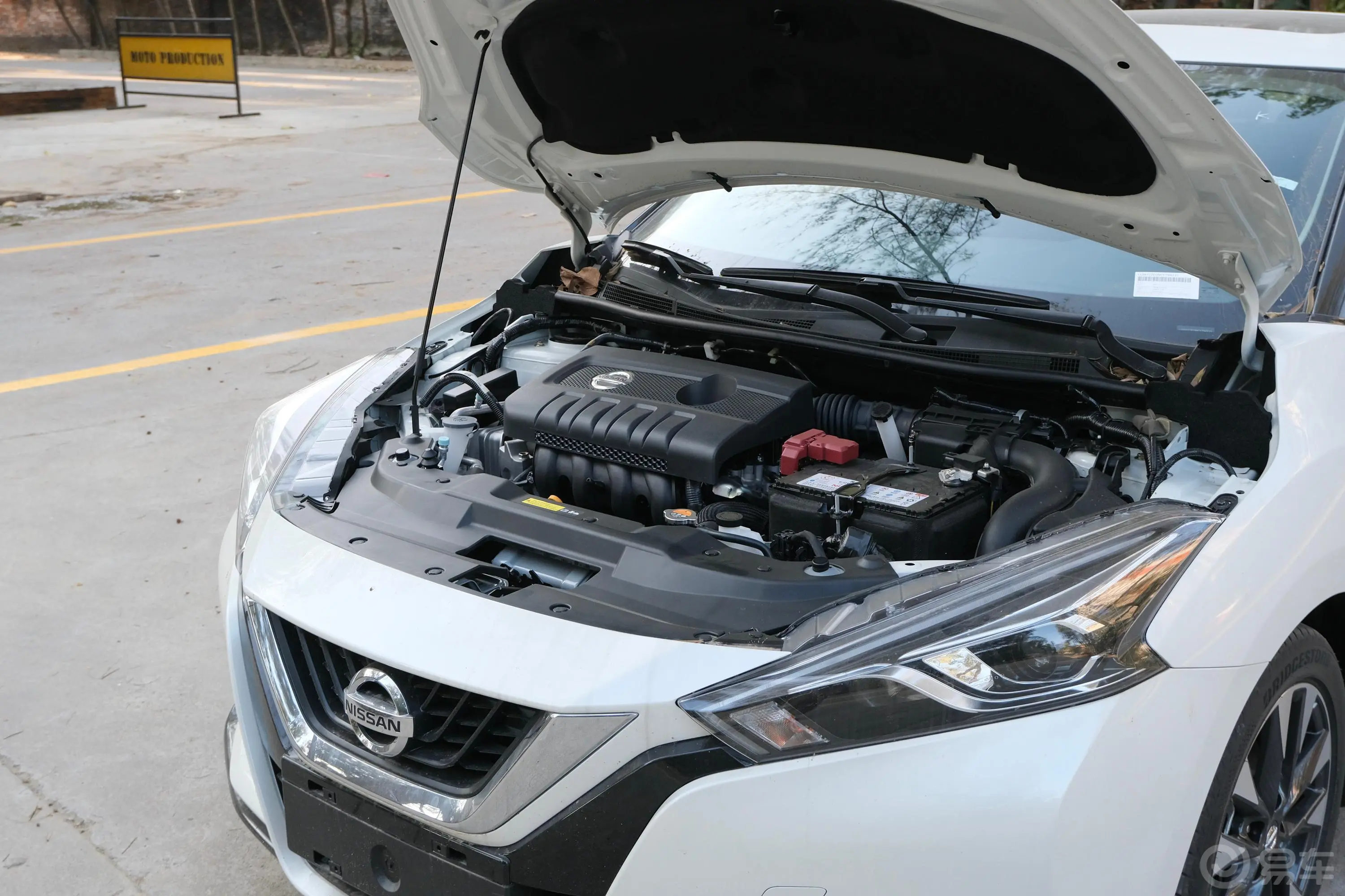 蓝鸟1.6L CVT 智联高能版外观