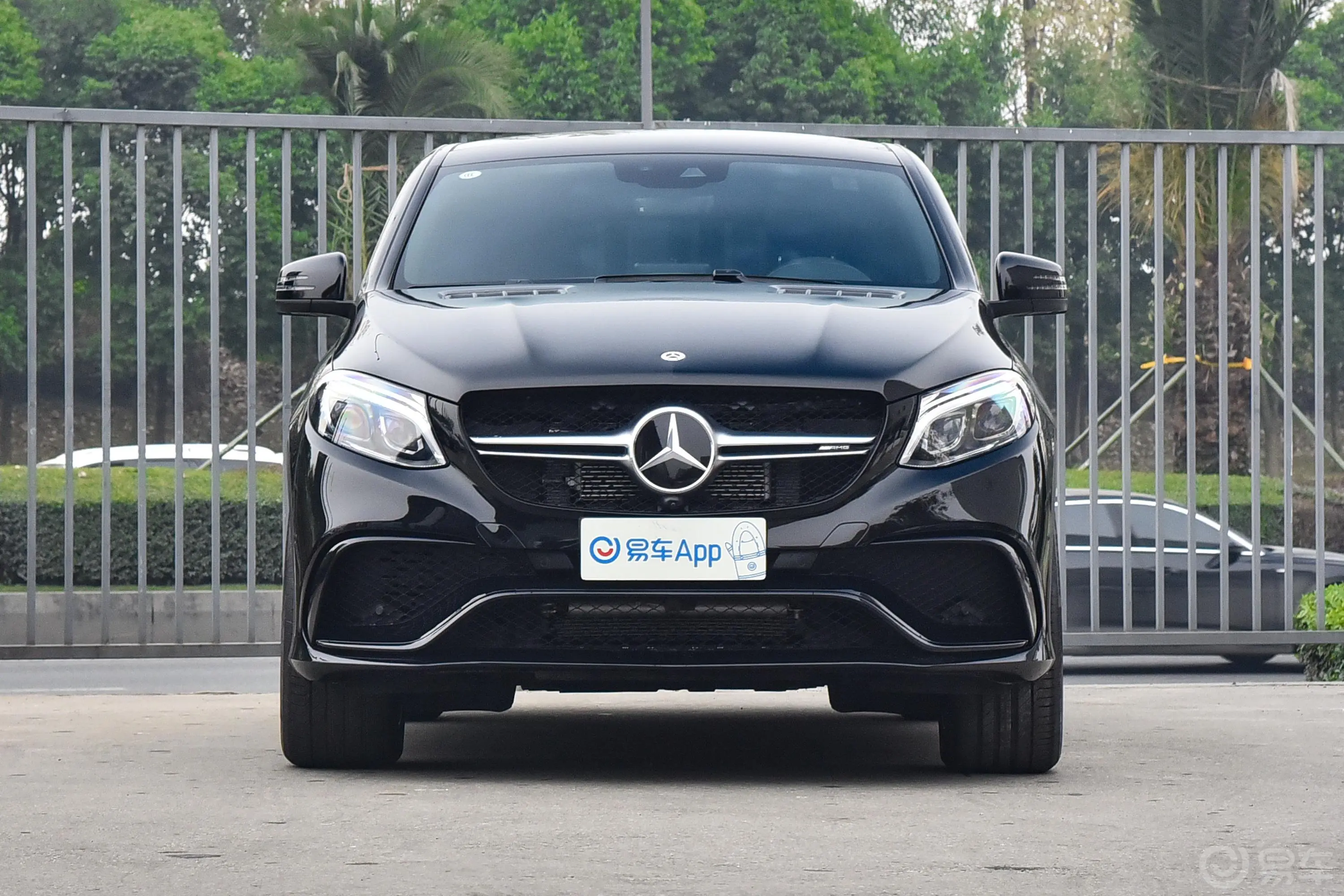 奔驰GLE轿跑 AMGGLE 63 4MATIC 轿跑SUV正前水平