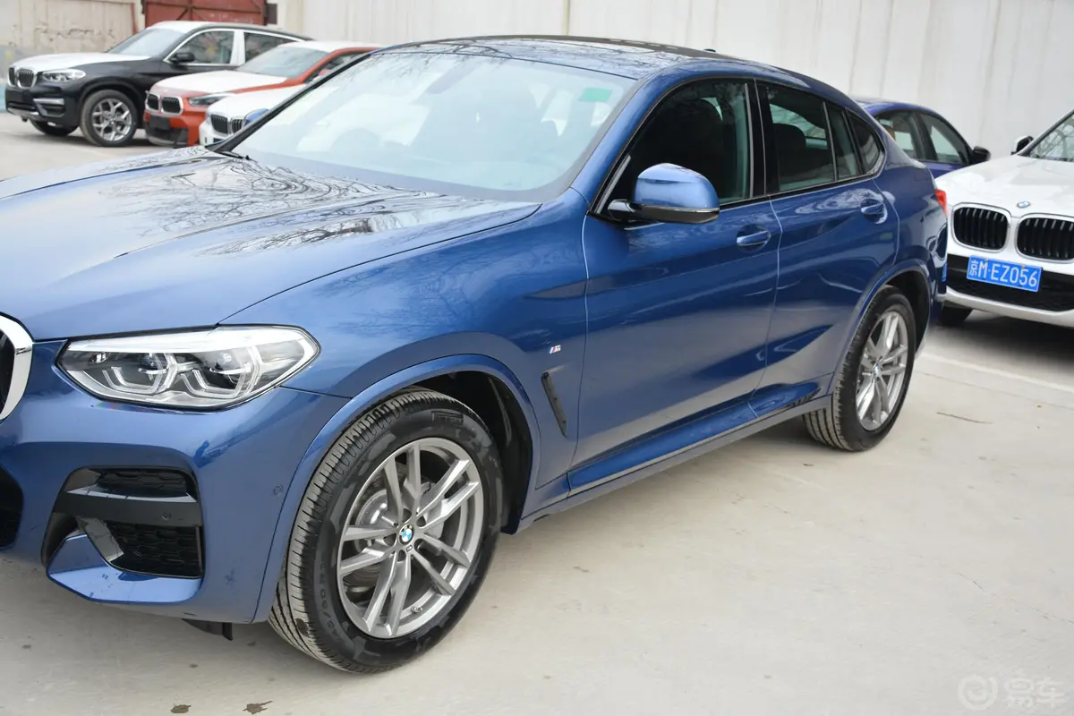 宝马X4xDrive25i M运动套装外观