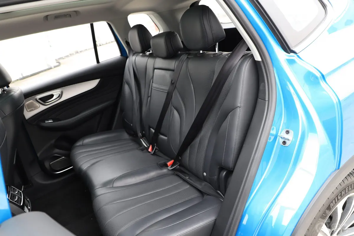 荣威RX5 MAX400TGI 双离合 四驱 智能座舱至尊版后排座椅