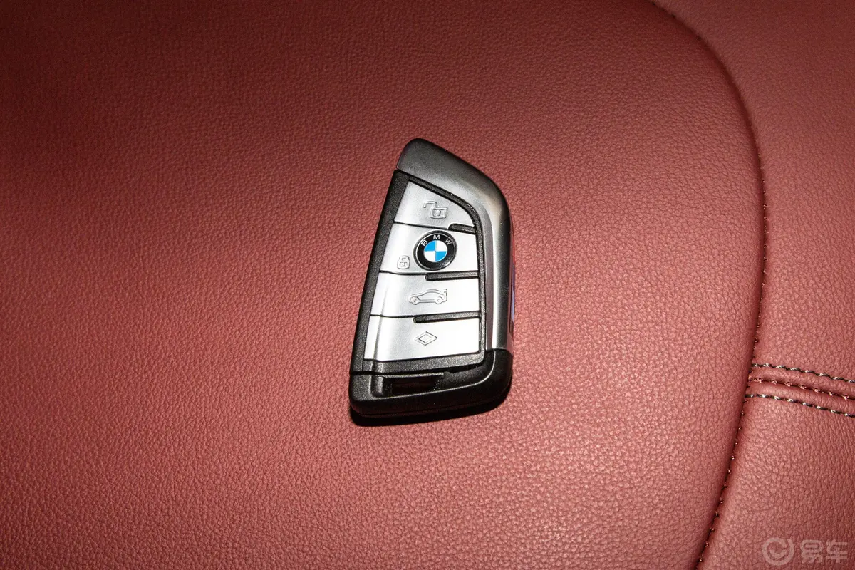 宝马X6xDrive40i M运动套装钥匙正面