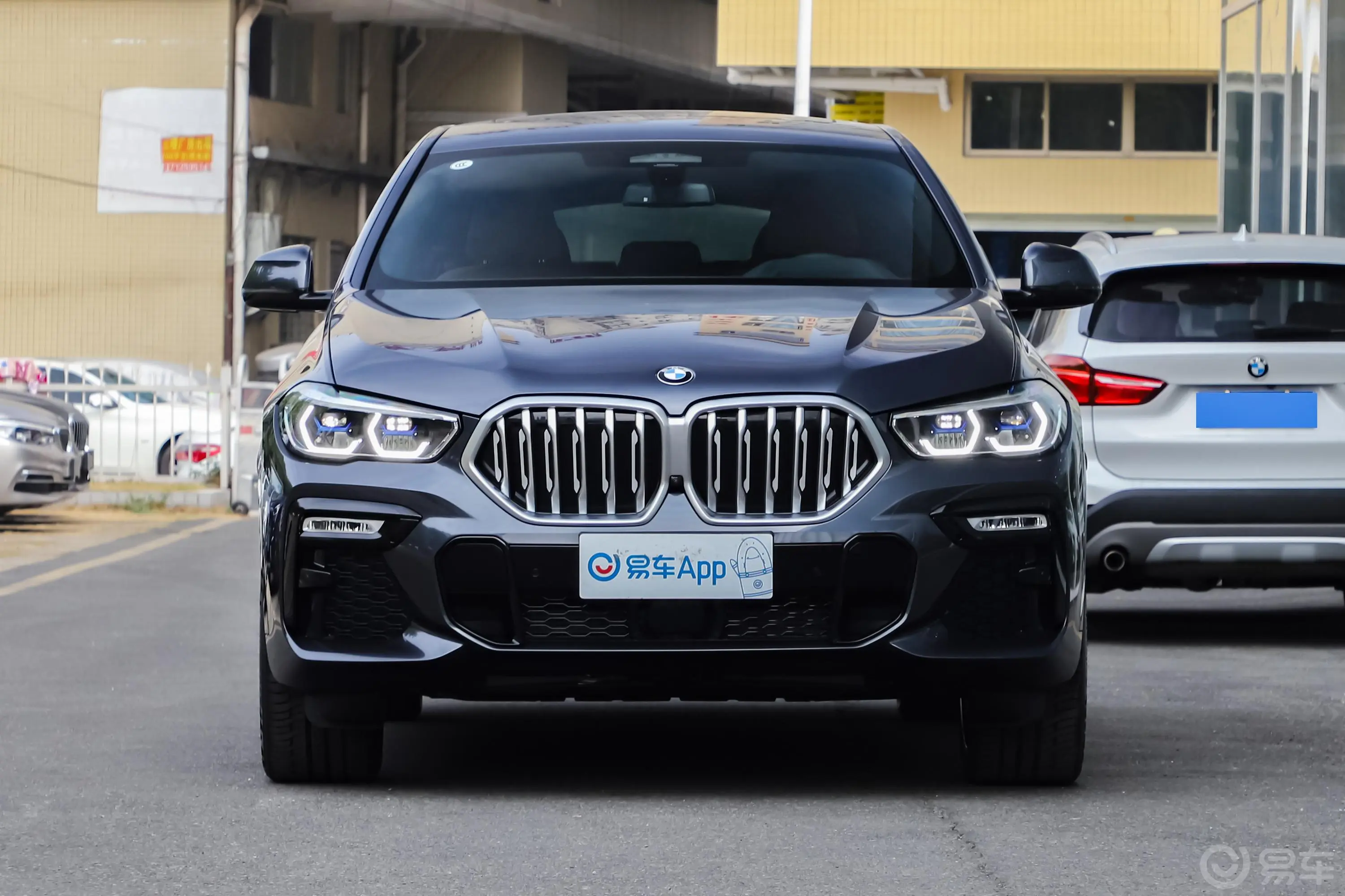 宝马X6xDrive40i 尊享型 M运动套装外观