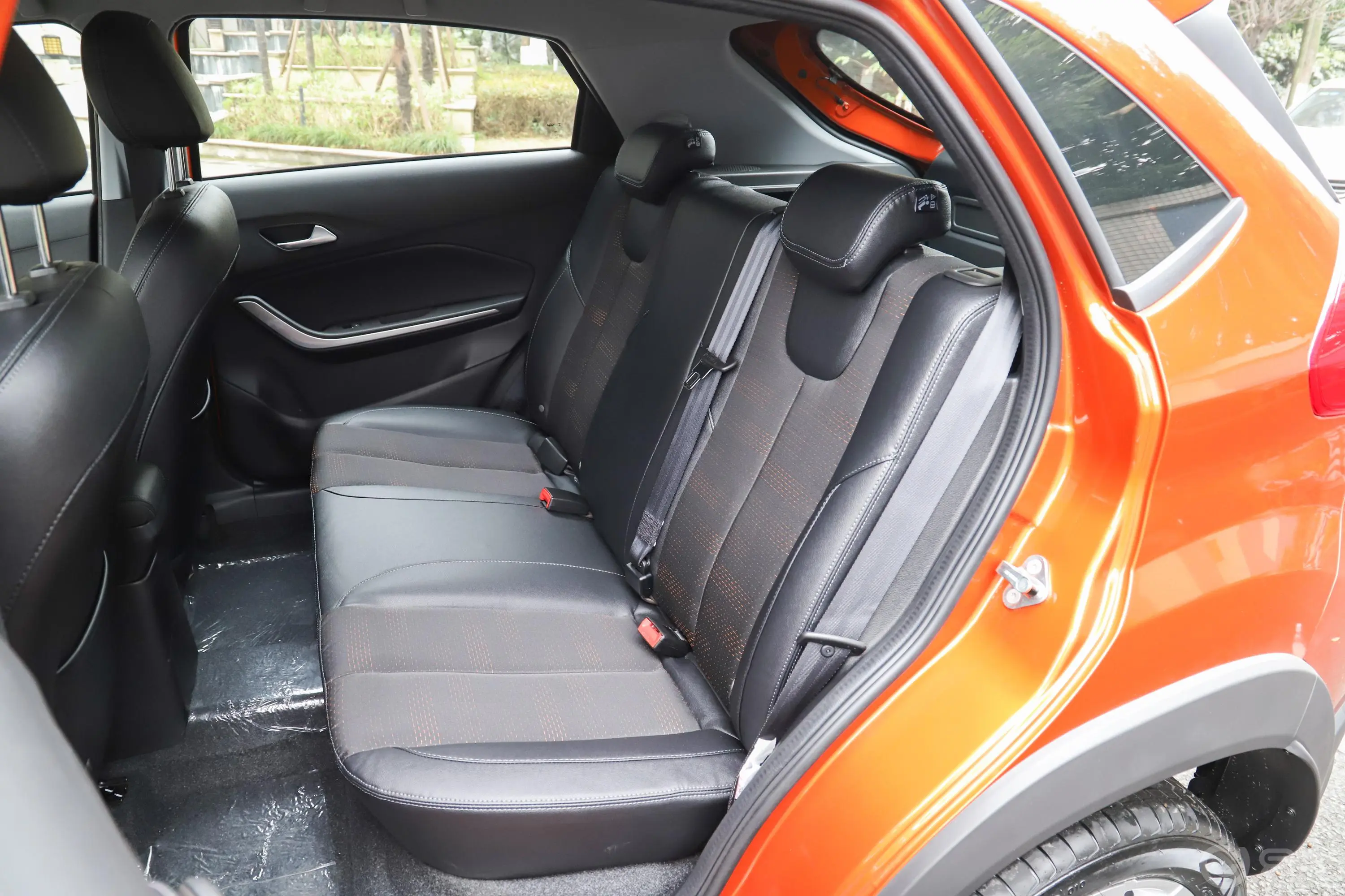 瑞虎3x质享版 1.5L CVT 豪华型后排座椅