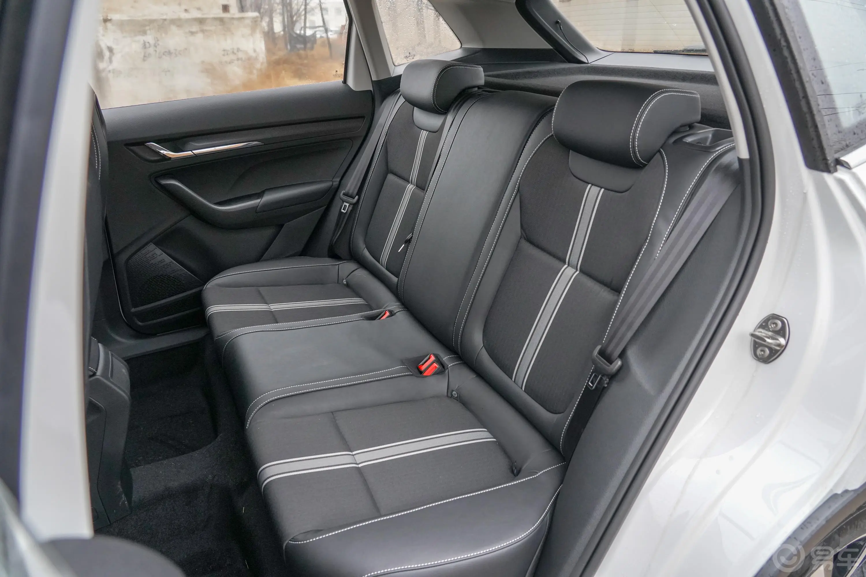 柯米克GT TSI230 双离合 舒适版后排座椅