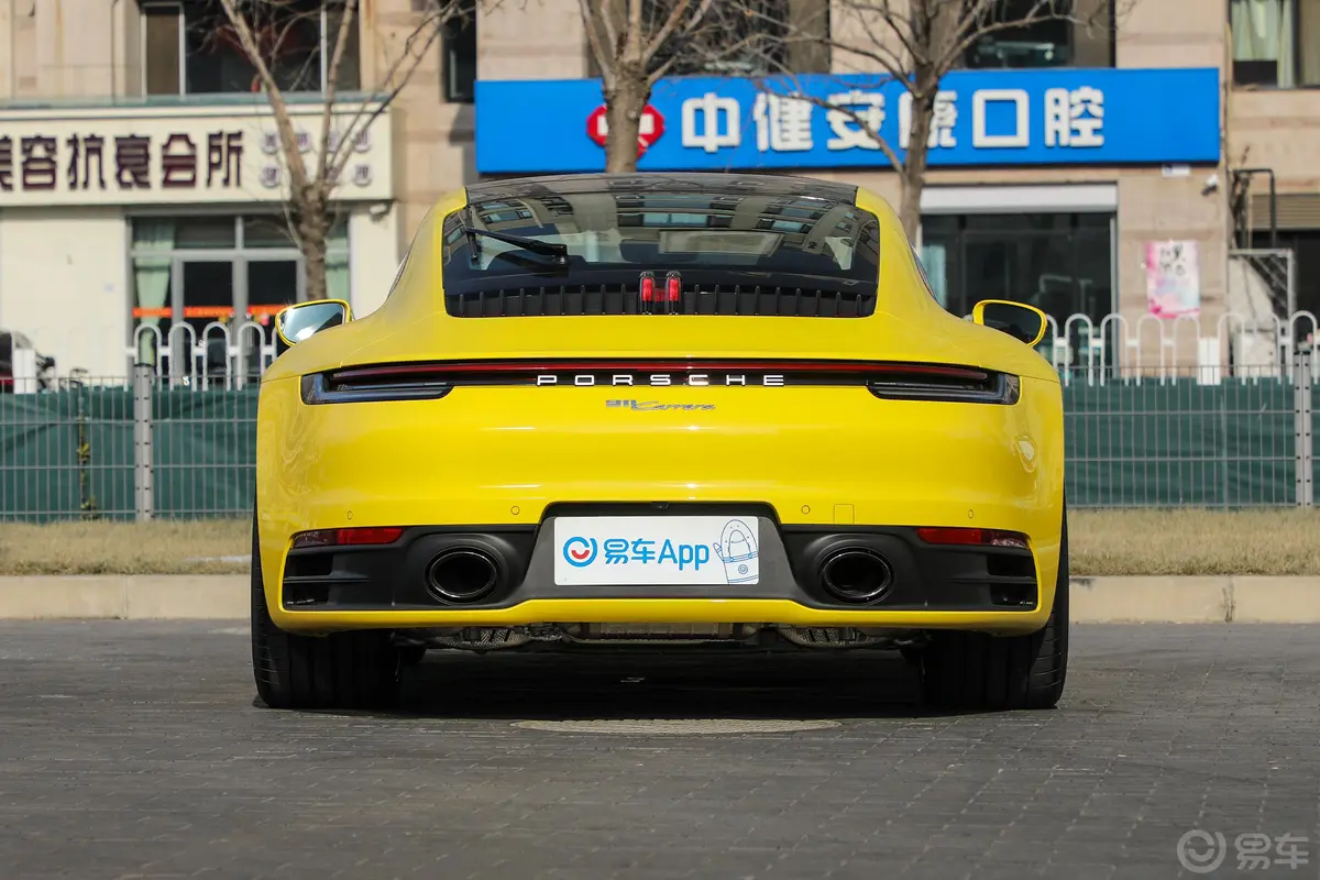 保时捷911Carrera 3.0T正后水平