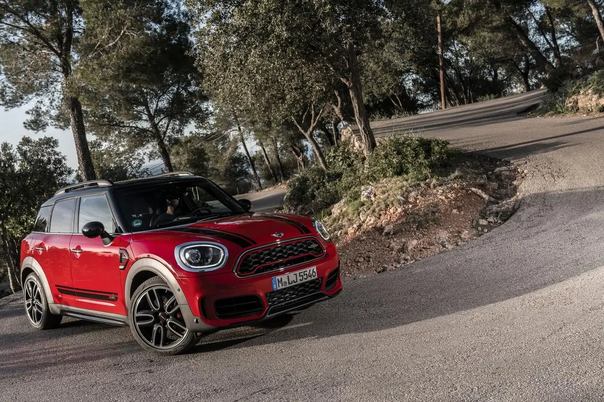 MINI JCW COUNTRYMAN