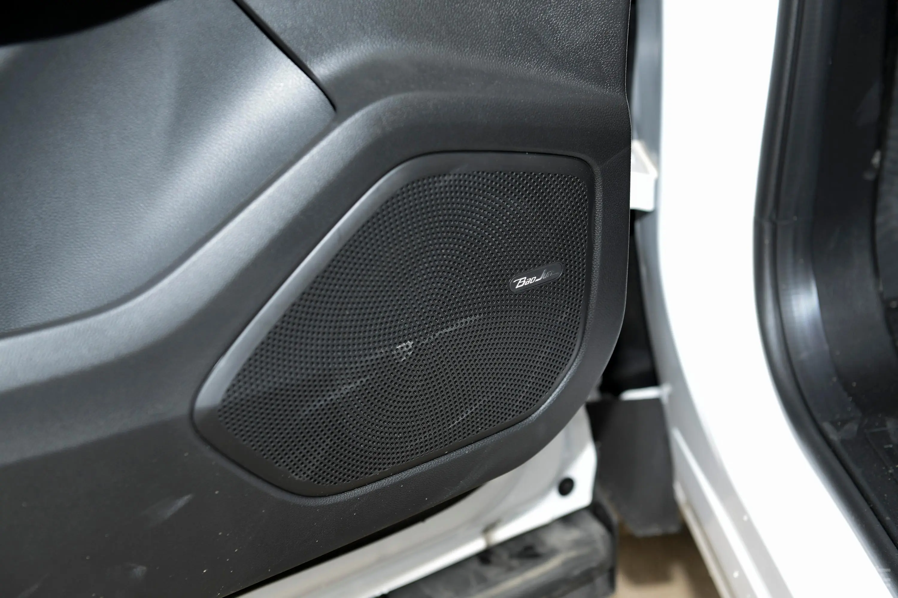 宝骏5301.5T 手动 舒适型 6座音响和品牌