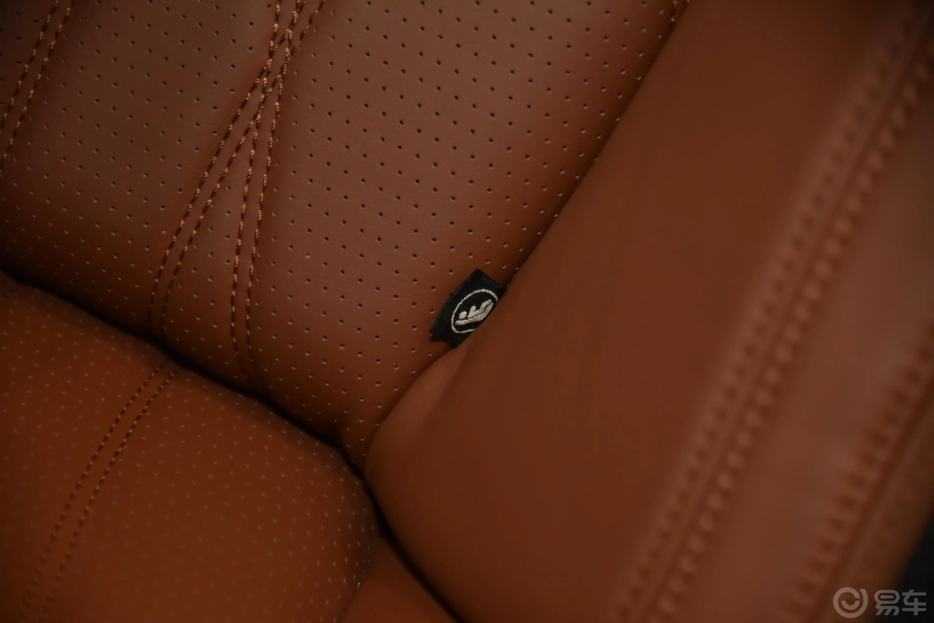 Quattroporte350Hp 尊贵蓝全球限量版 国VI儿童座椅接口