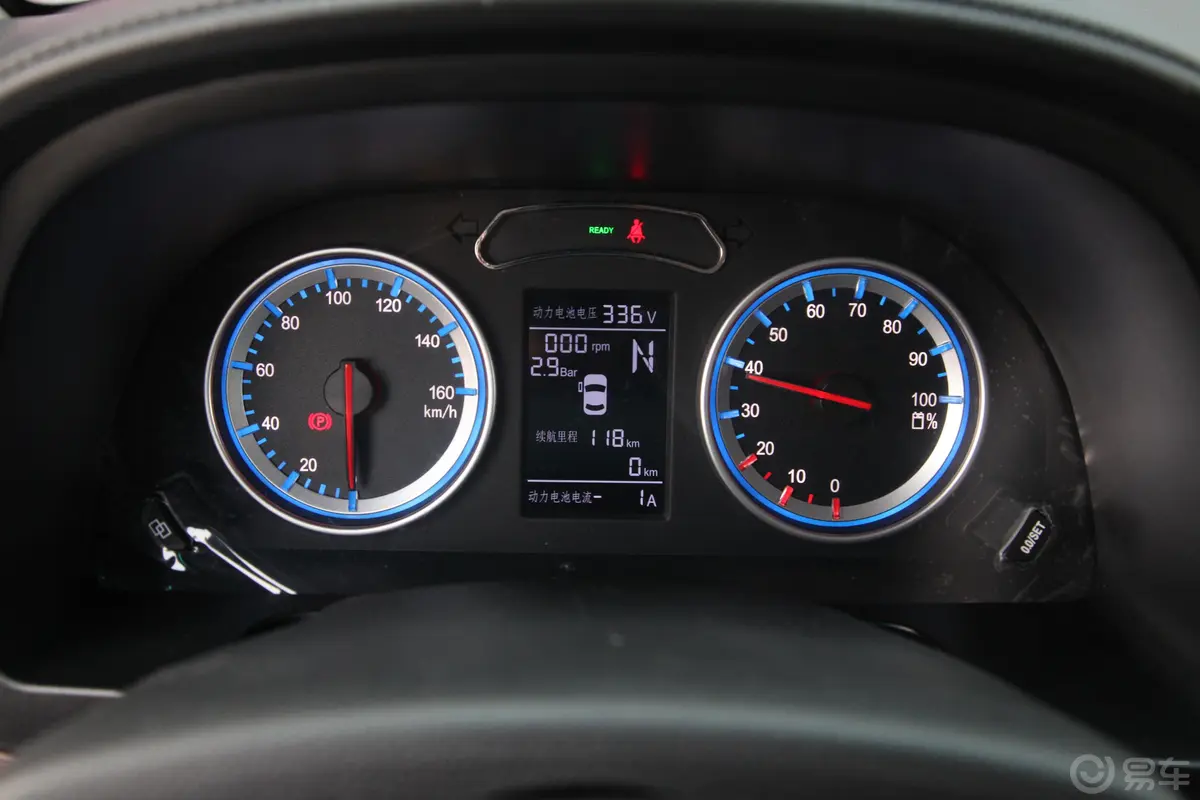 菱智M5 EV舒适型 7座仪表盘