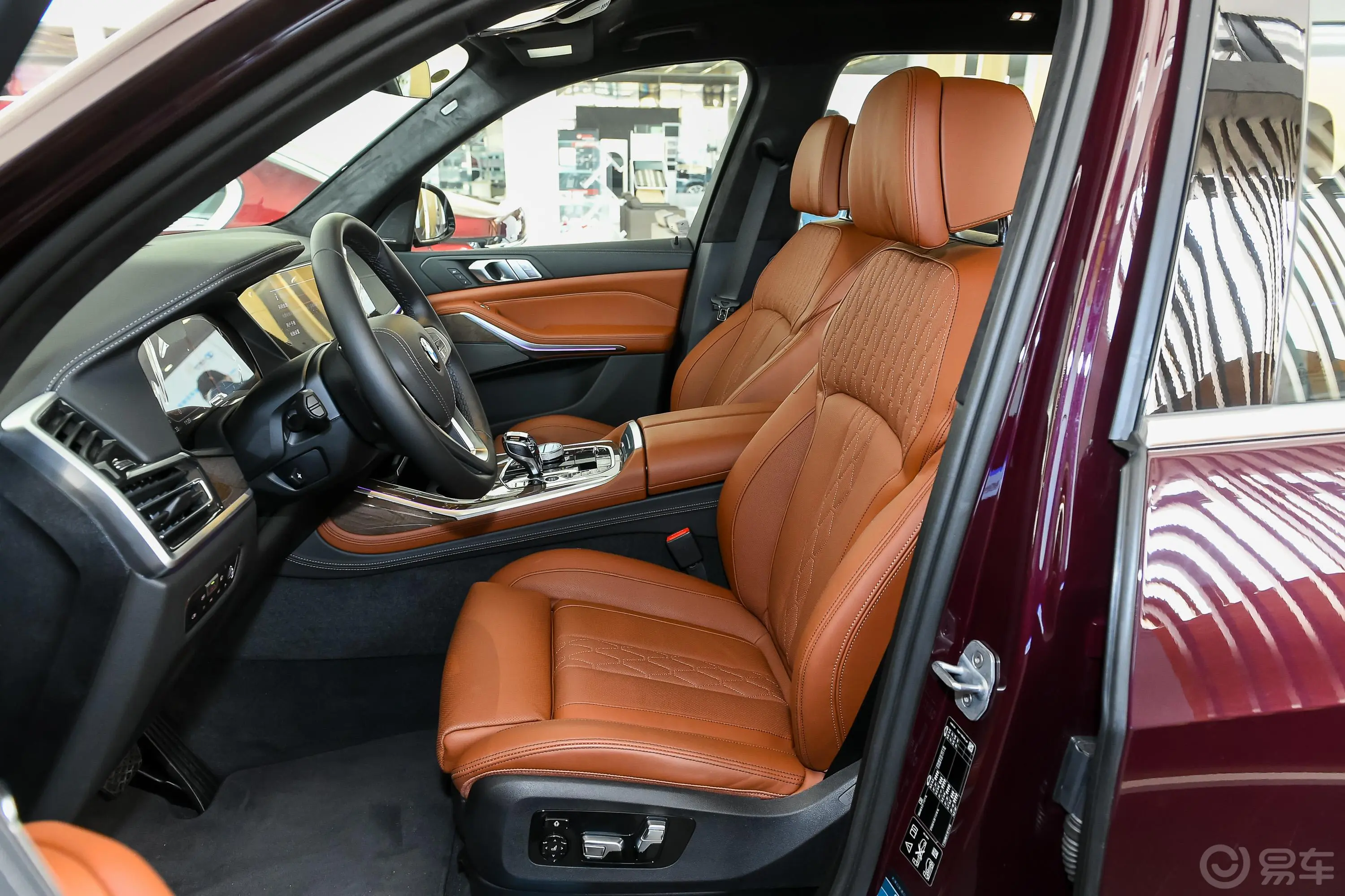 宝马X7xDrive40i 个性化定制限量版 豪华套装驾驶员座椅