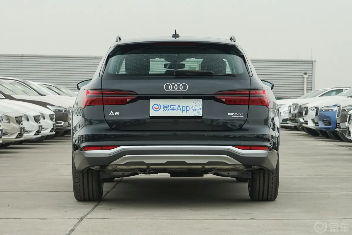 奥迪A6Allroad quattro 探索家 55 TFSI 尊享越野型正后水平